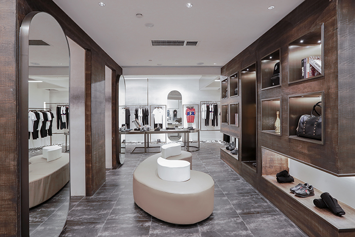 成都 Dray Day 男士时装店室内设计-4