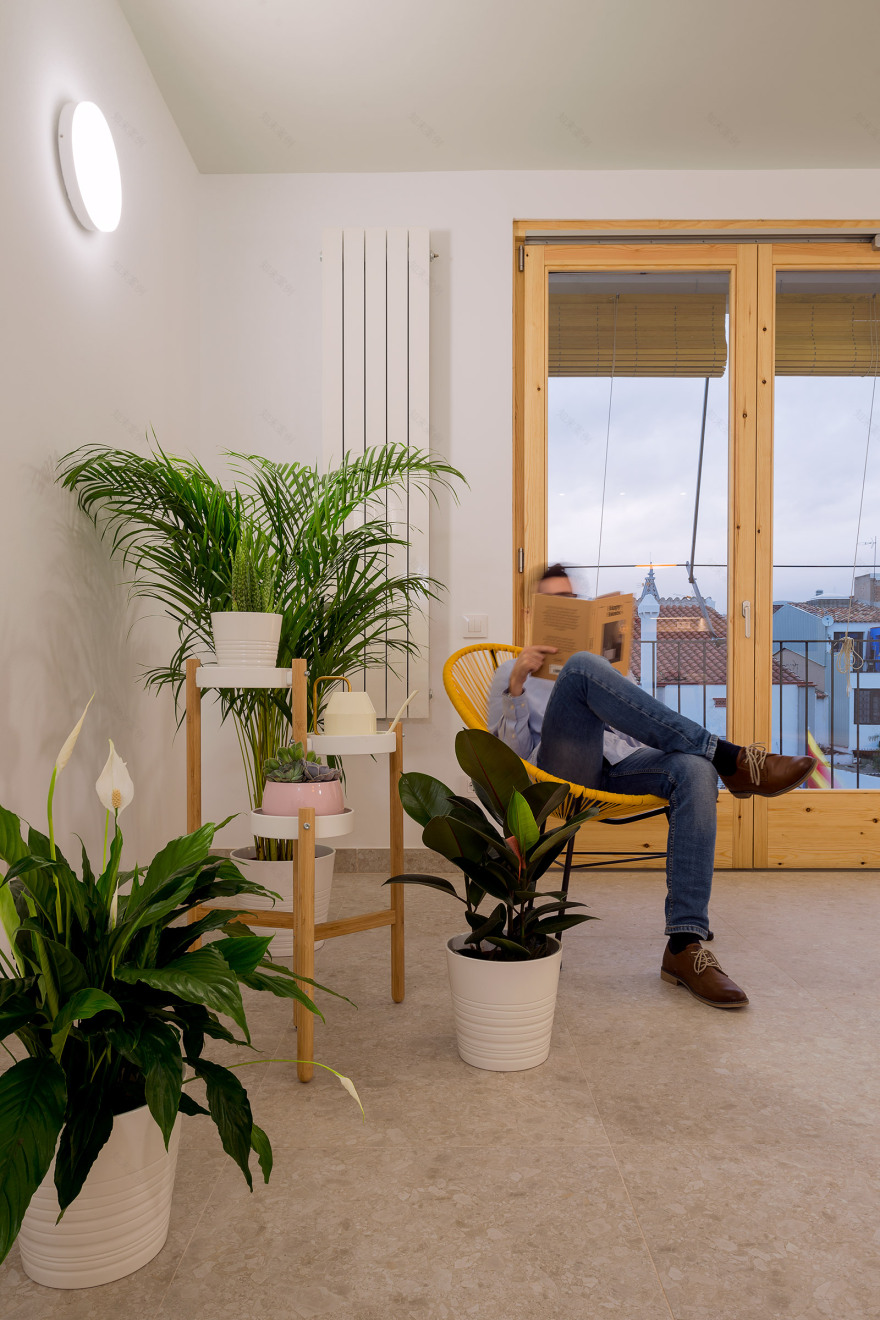 历史中心公寓的现代翻新-13