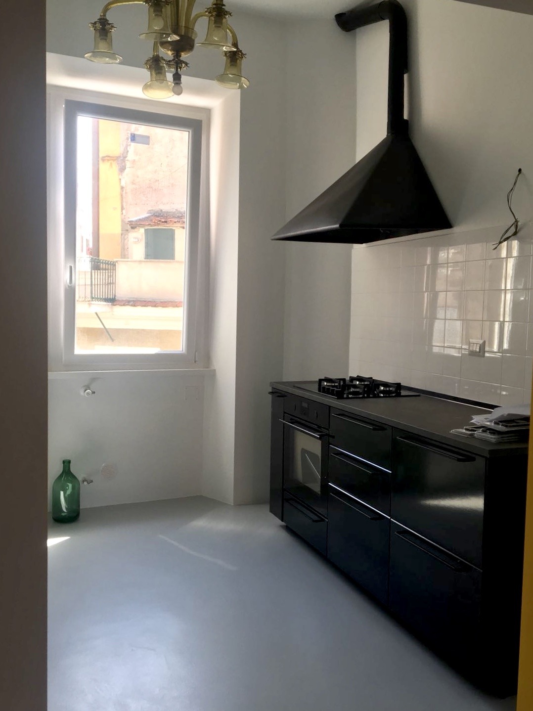 罗马历史建筑公寓翻新-4