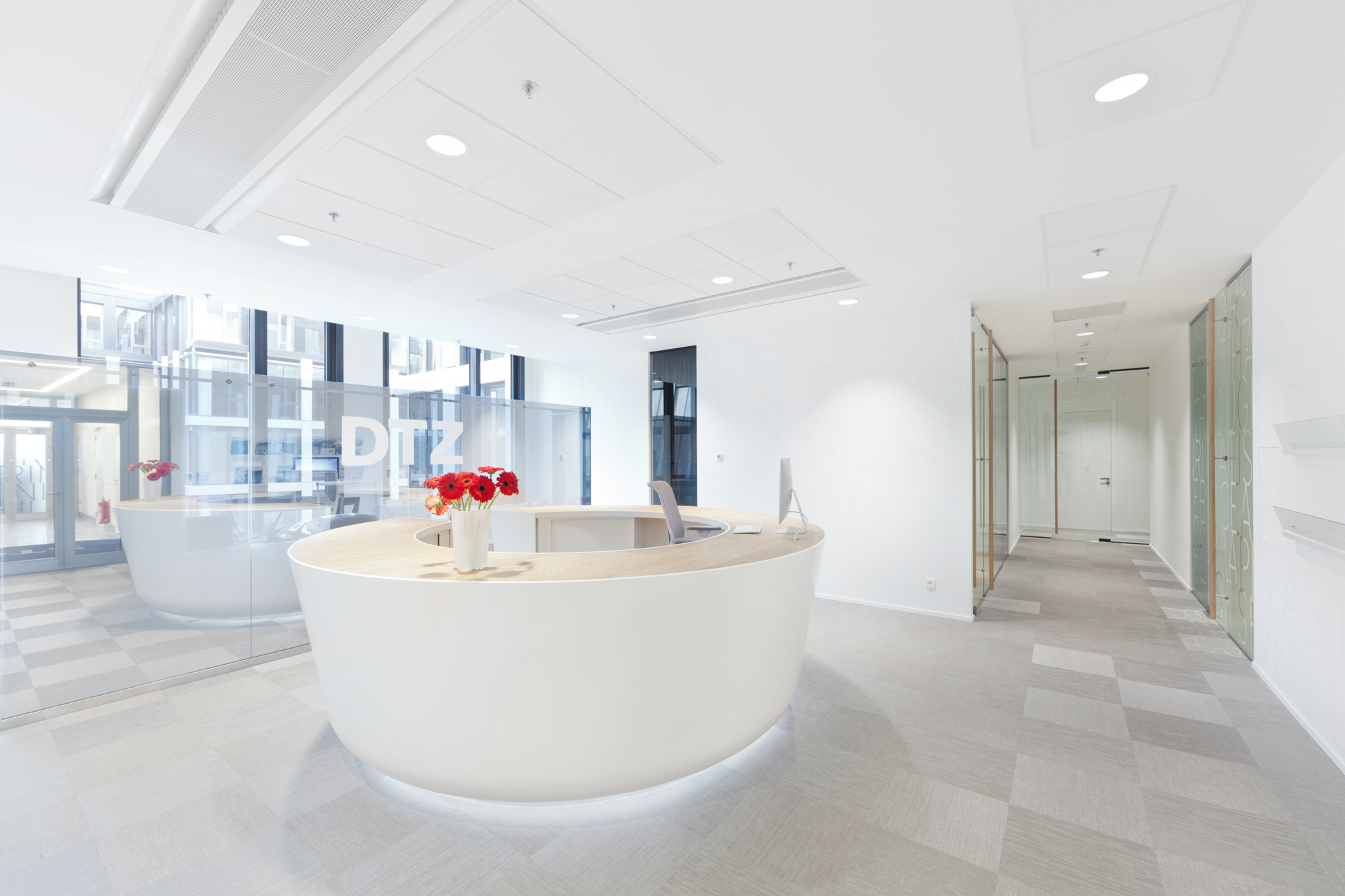 戴德梁公司弗洛伦琴大厦办公室设计-9