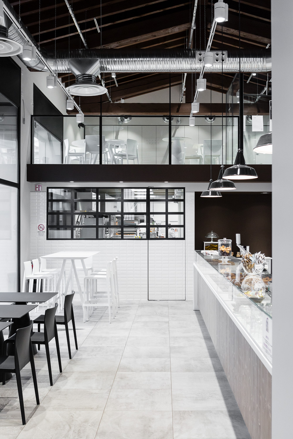 Ventunogrammi 咖啡厅室内设计案例-12