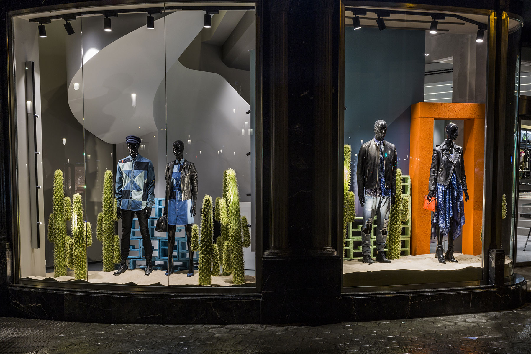 巴塞罗那 DIESEL 商店螺旋楼梯设计-9