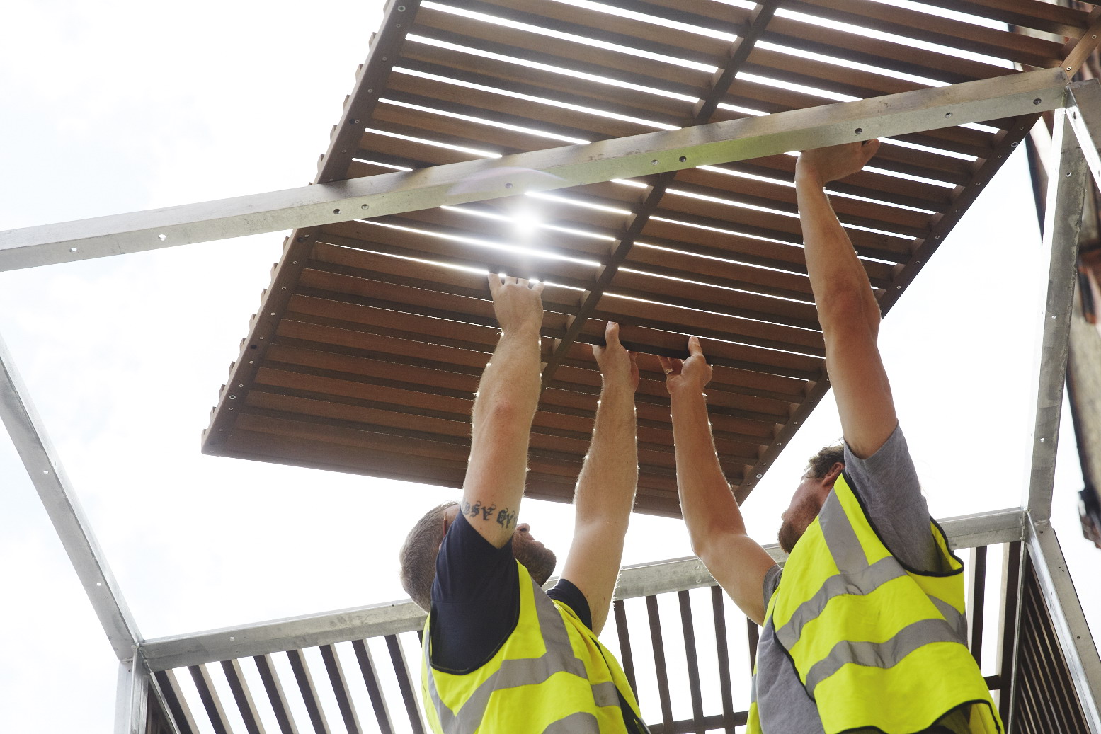 伦敦 Chisenhale 小学空中游乐场 | 创新设计,激发儿童创造力-7