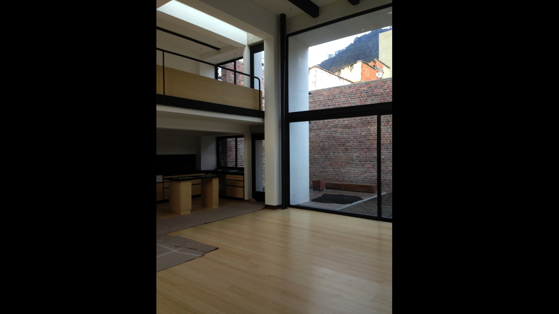 哥伦比亚城市之光 · 拉马松艺术工作室-47