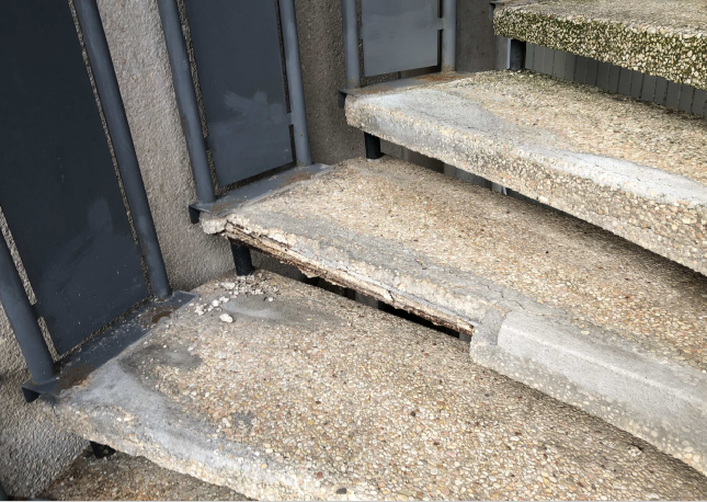 2018 年完成的意大利商店翻新设计-0