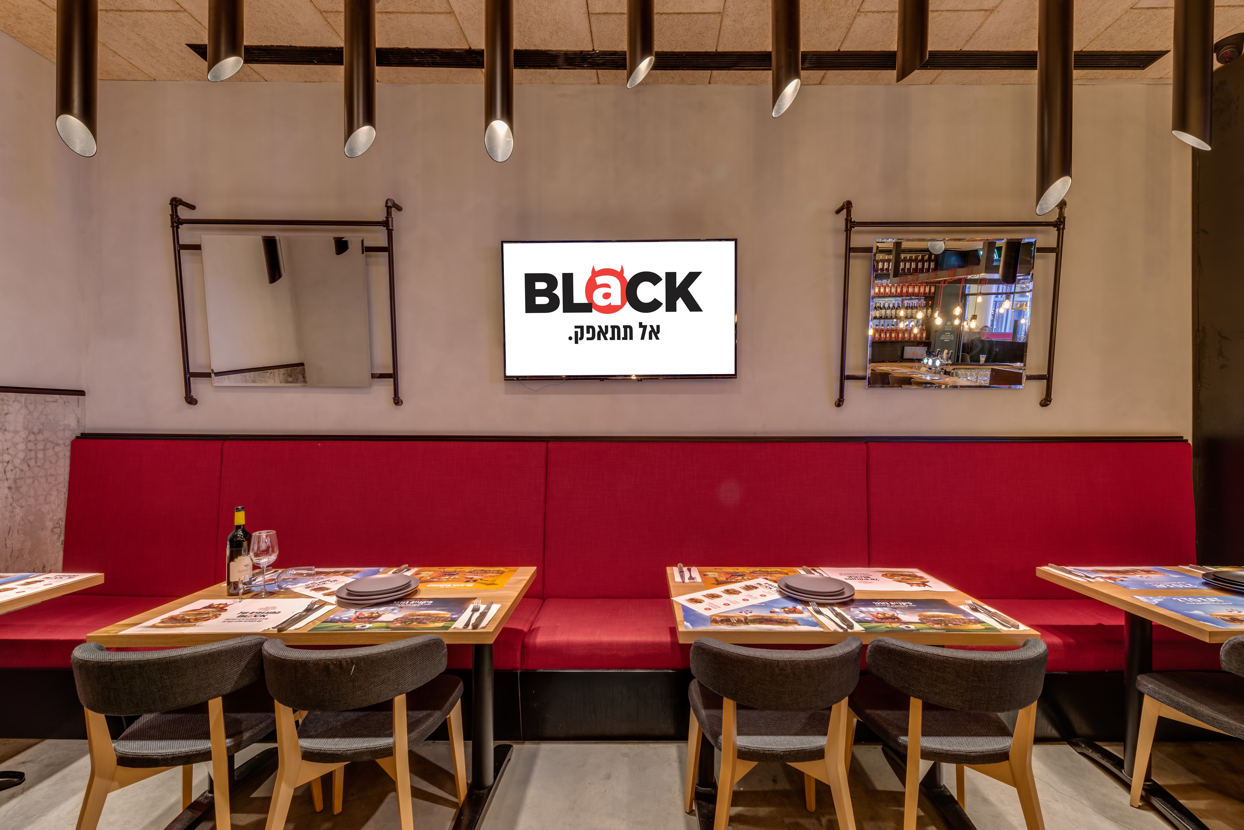 “Black” Restaurant, Grand Canyon Mall, Haifa-35