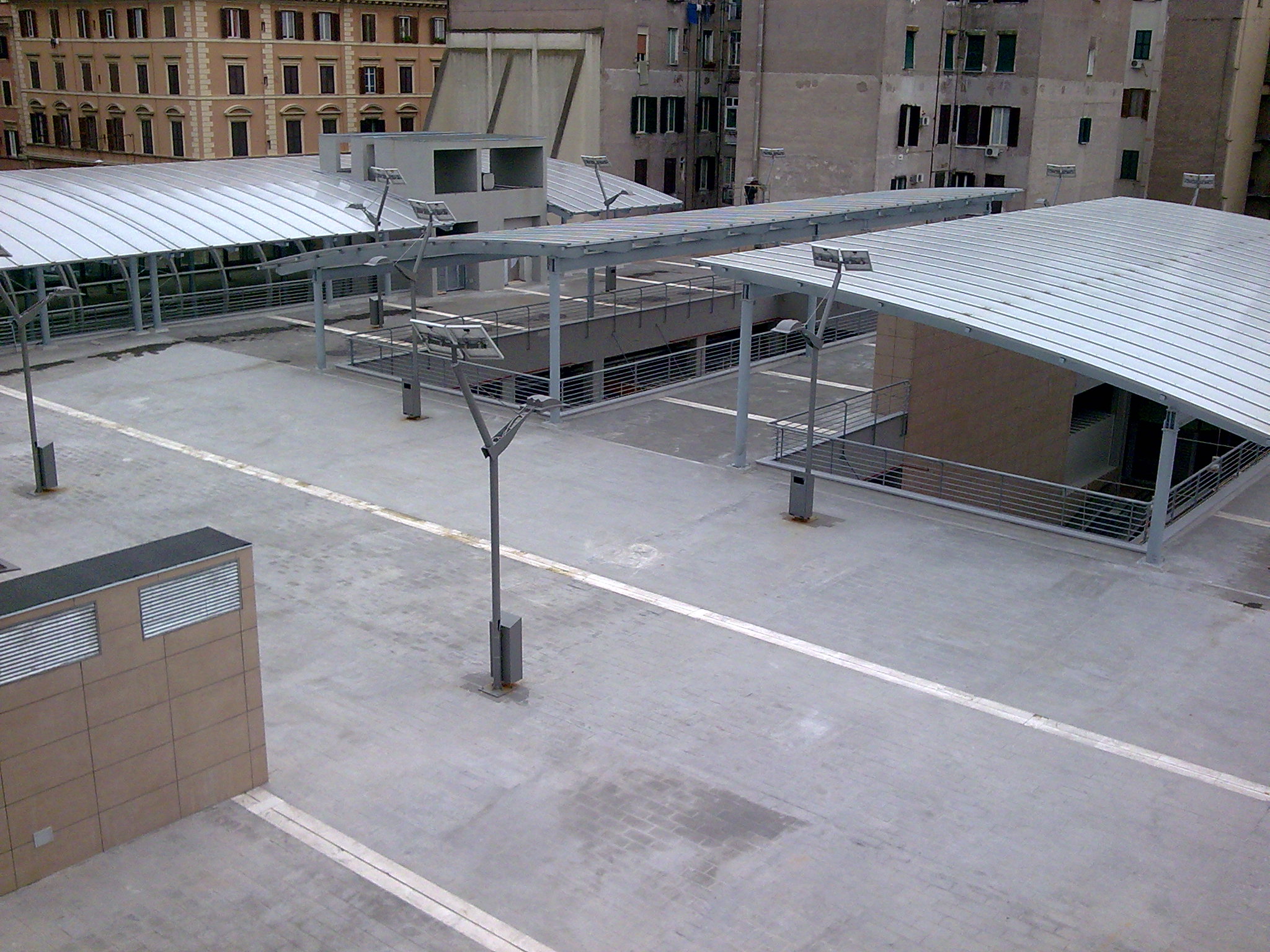 罗马 Italy 太阳能路灯柱——城市家具新趋势-5