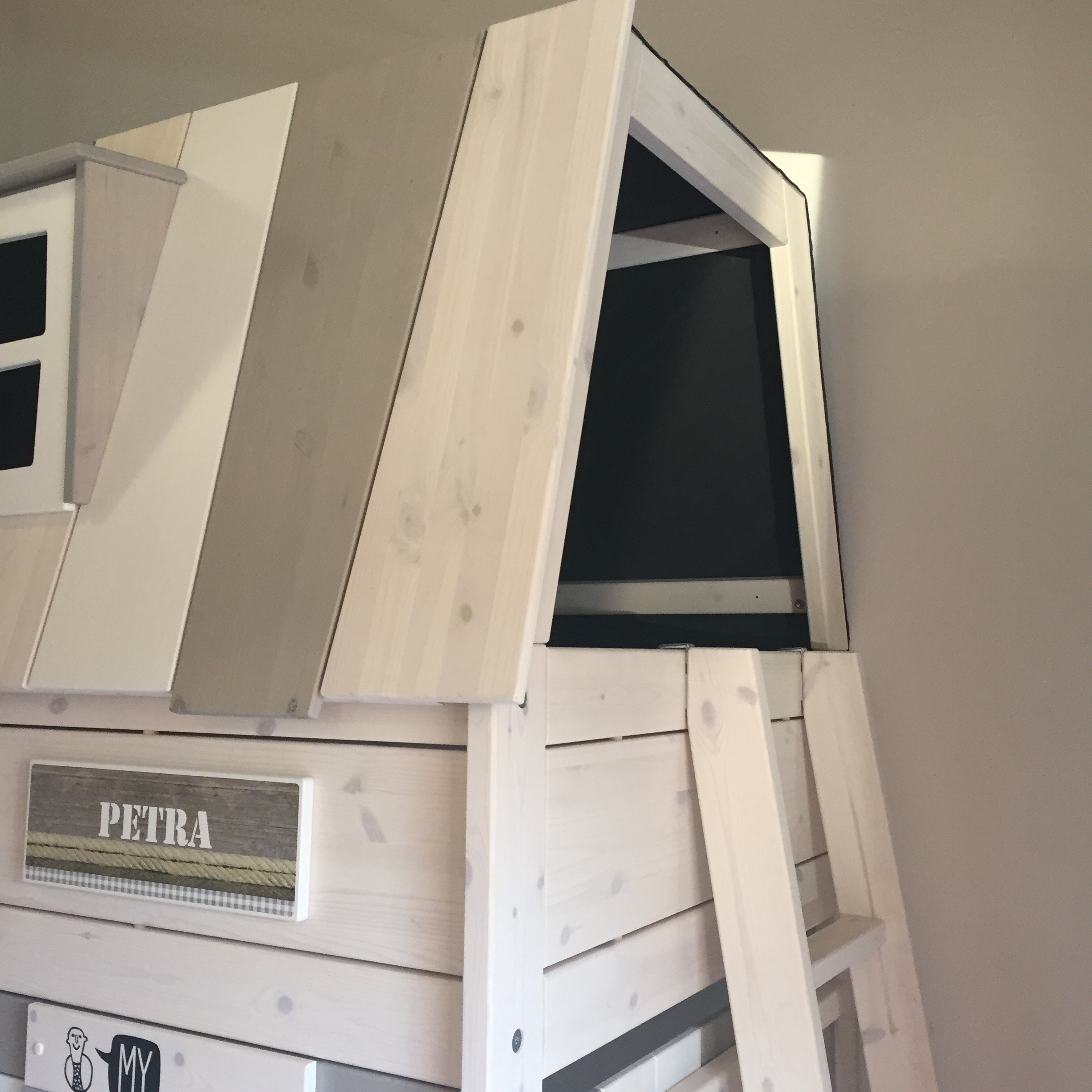 艺术之家 · 温馨家庭公寓翻新设计-33