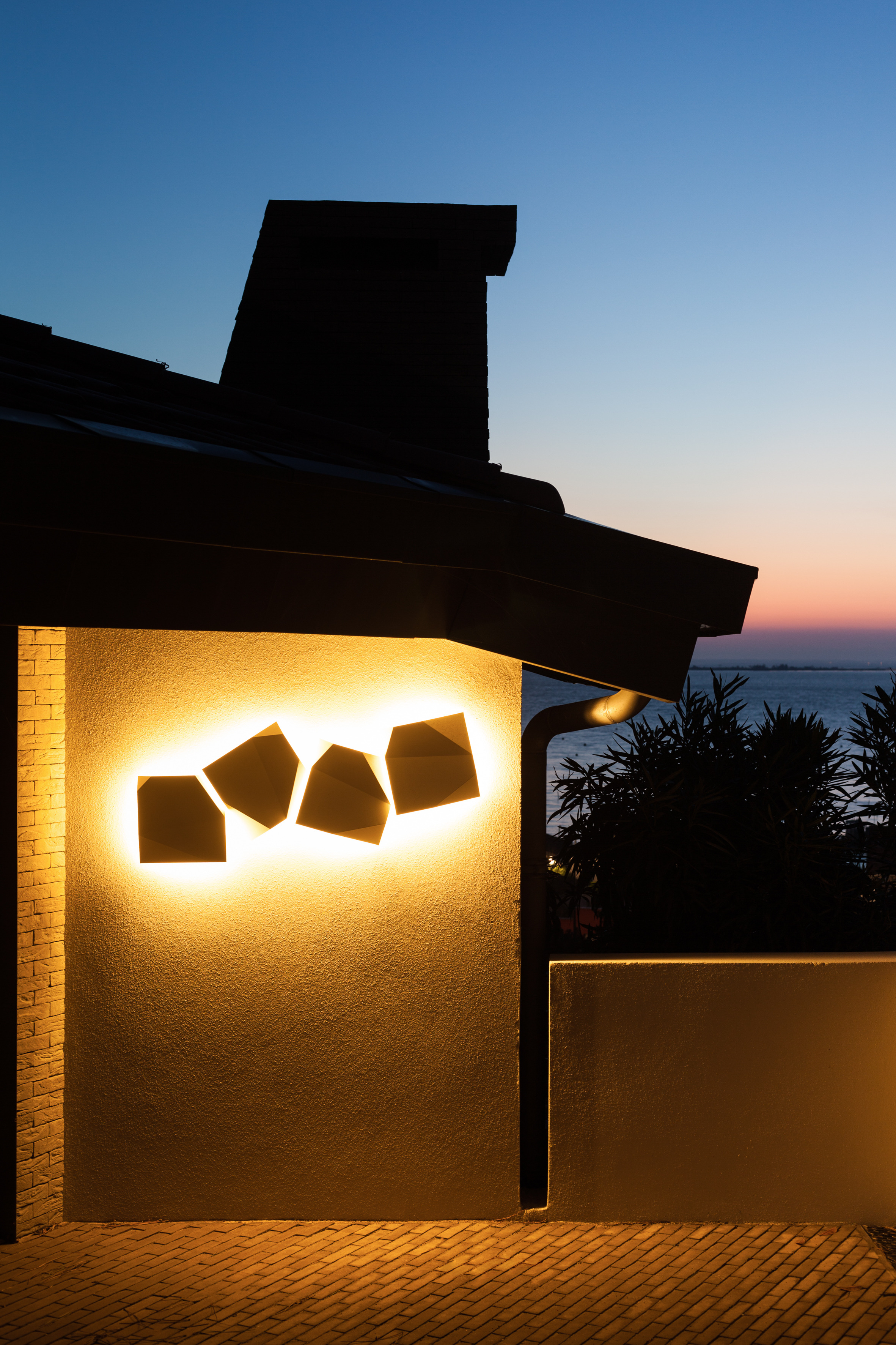 融合环境的法国海岛别墅设计-7