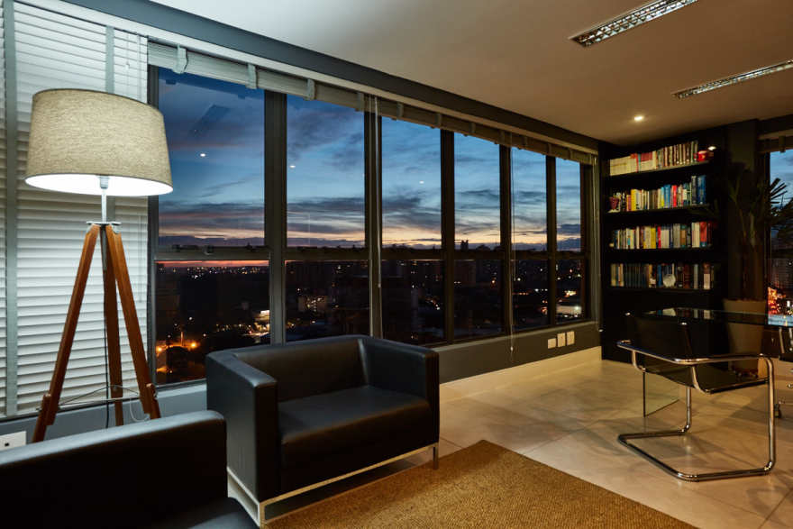 巴西 Maringá律师事务所办公室 - 休闲与专业的完美融合-28