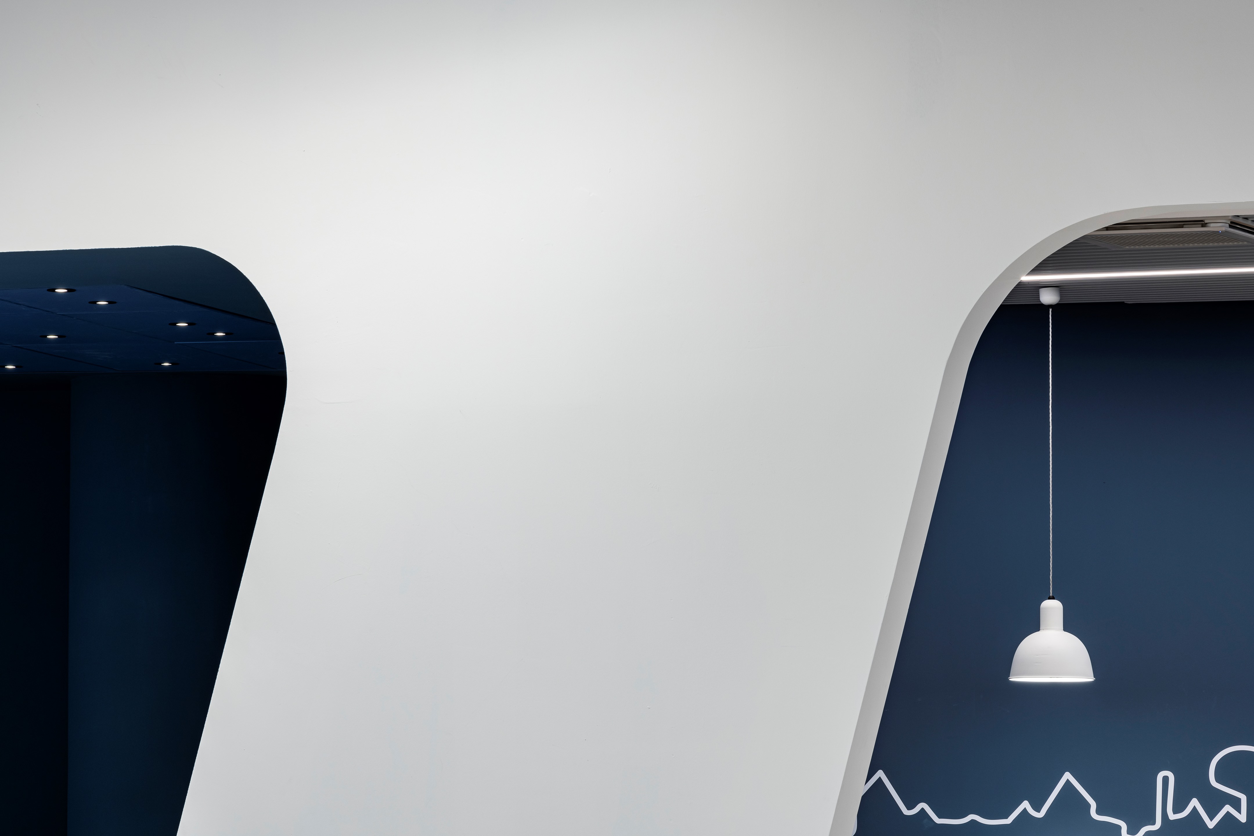 意大利都灵卡塞勒机场 Sandro Pertini 新到达区现代改造-11