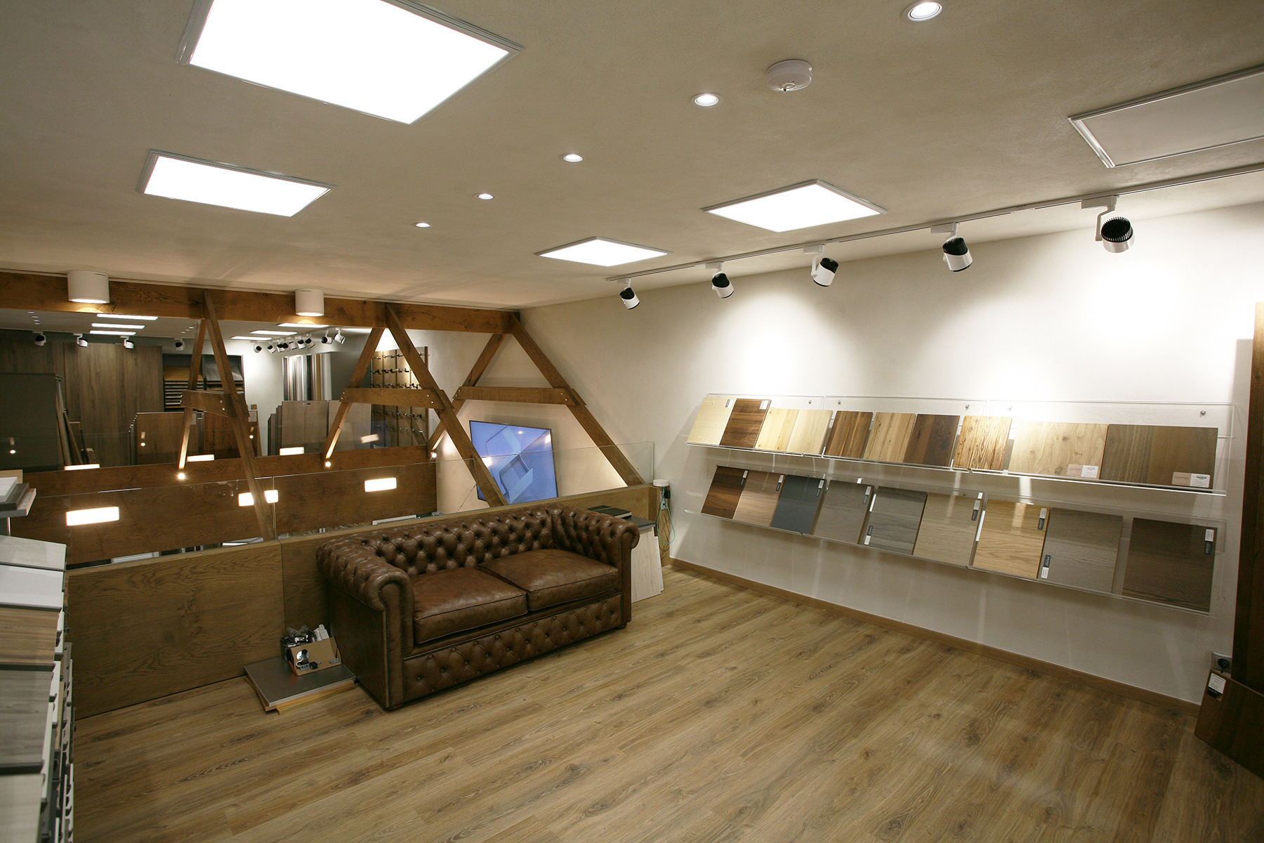 Timber Store 木质空间的艺术魅力-17