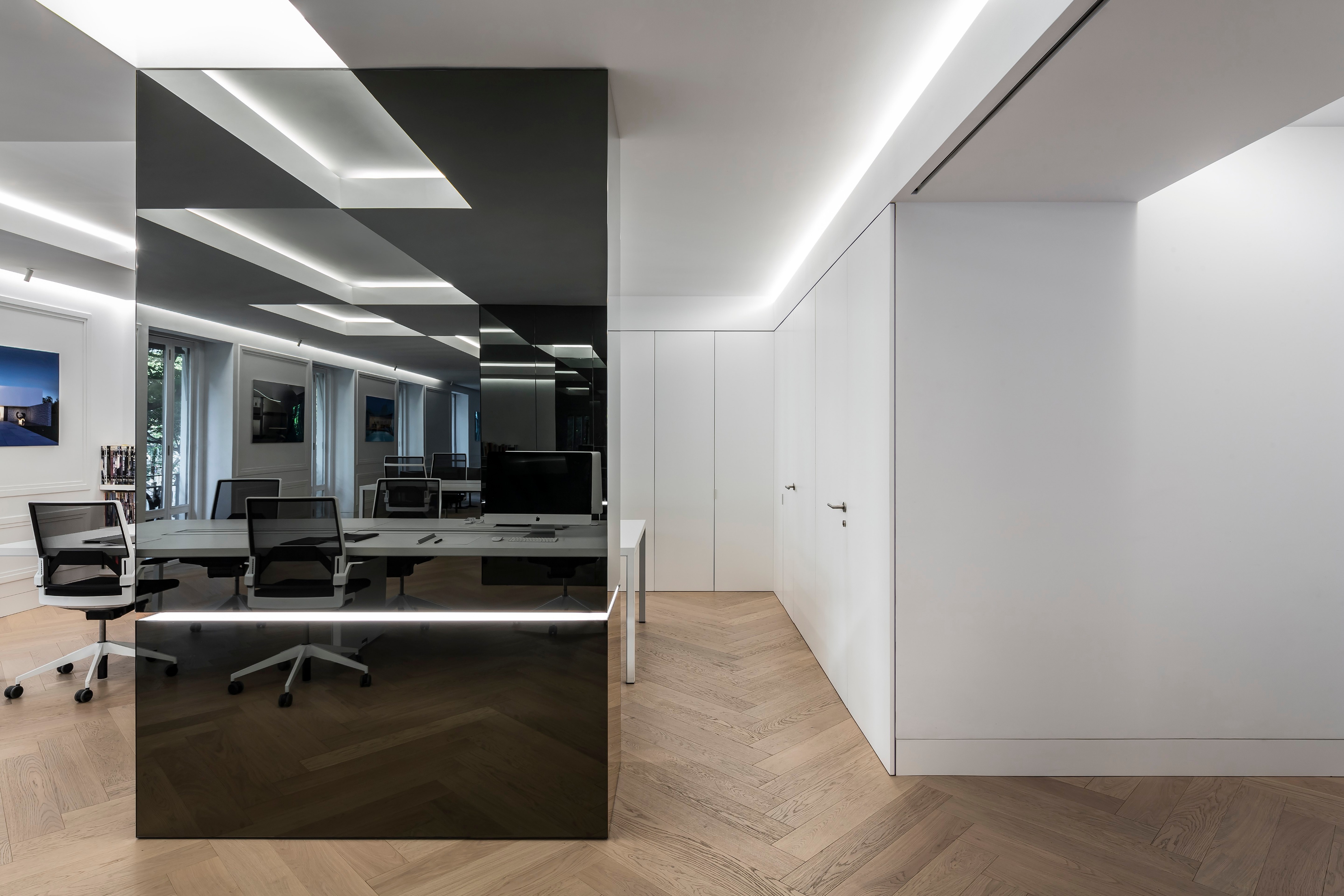 融合传统与现代的办公空间设计-4