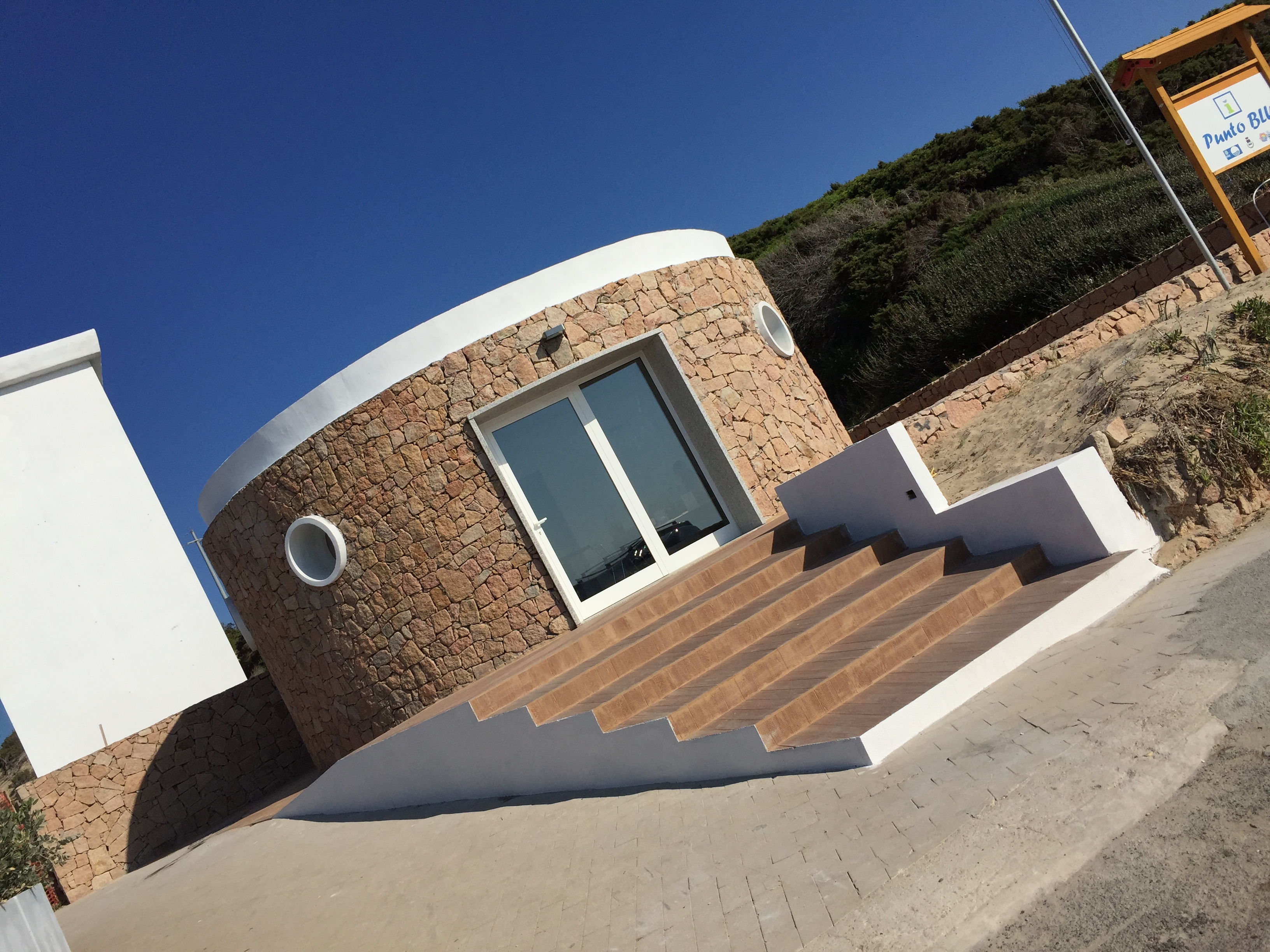 海滨多功能信息中心改造-1