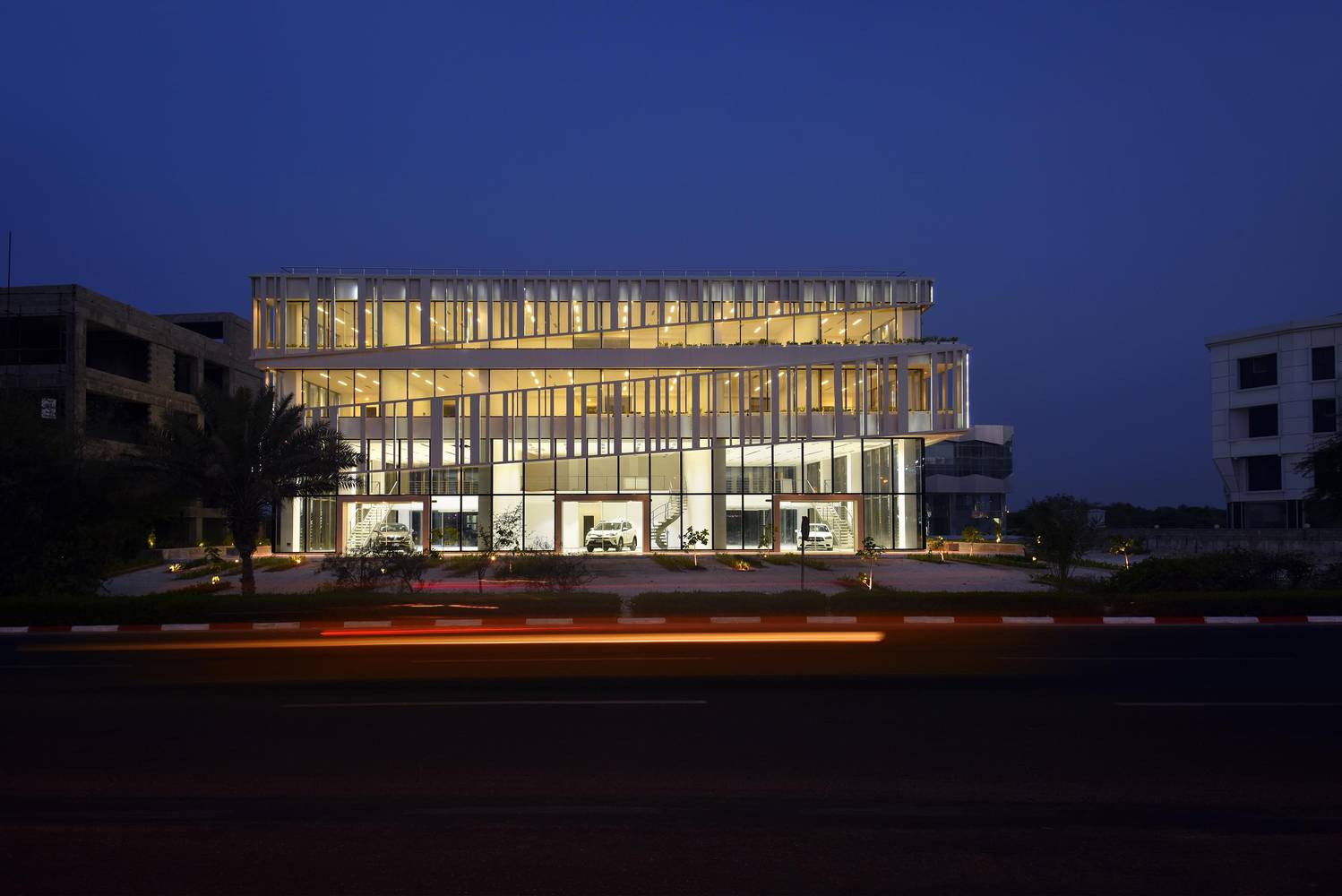 基什双层壳绿色办公建筑-37