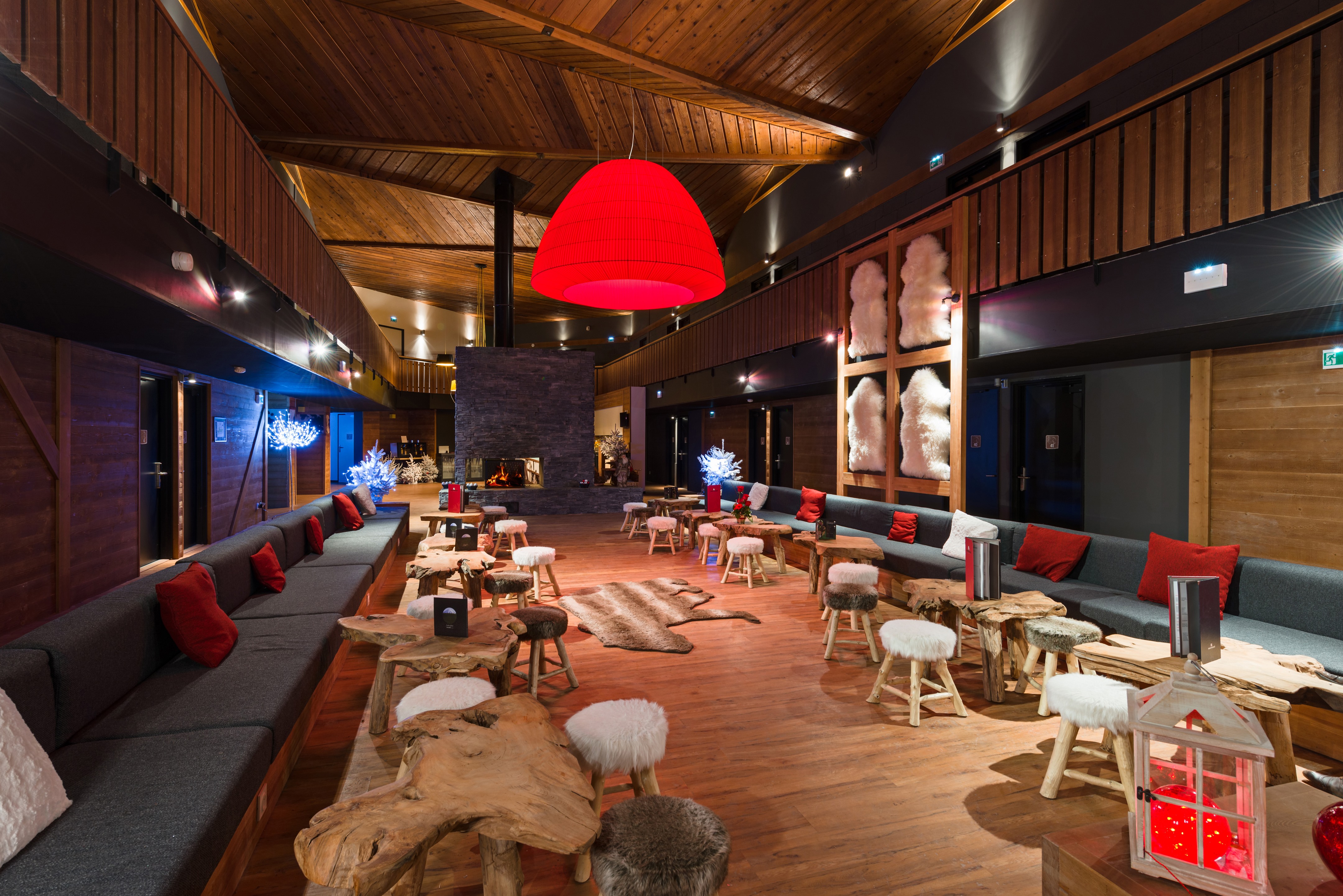 山间奢华酒店-11