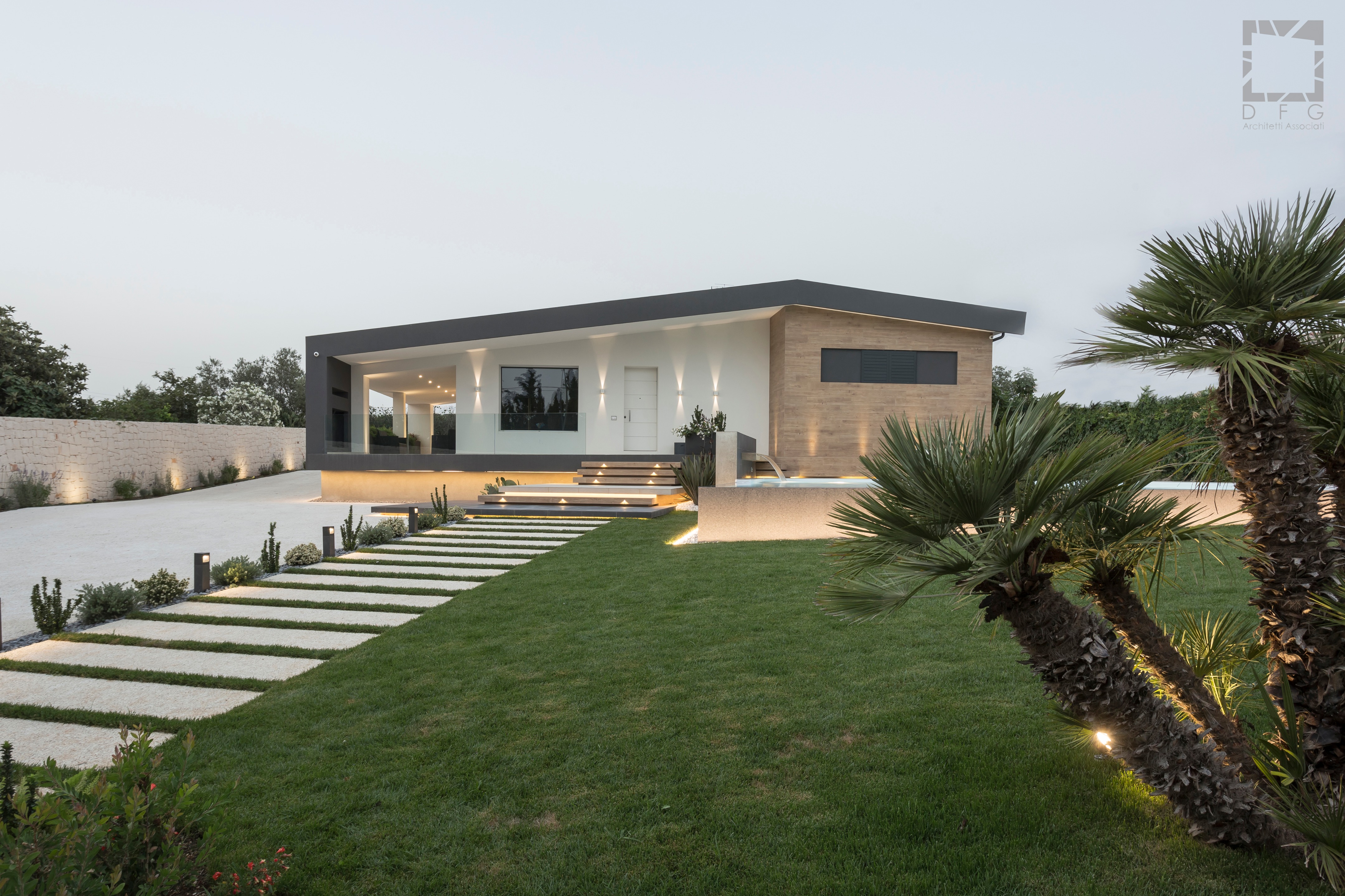 乡间别墅的屋顶奇观-13