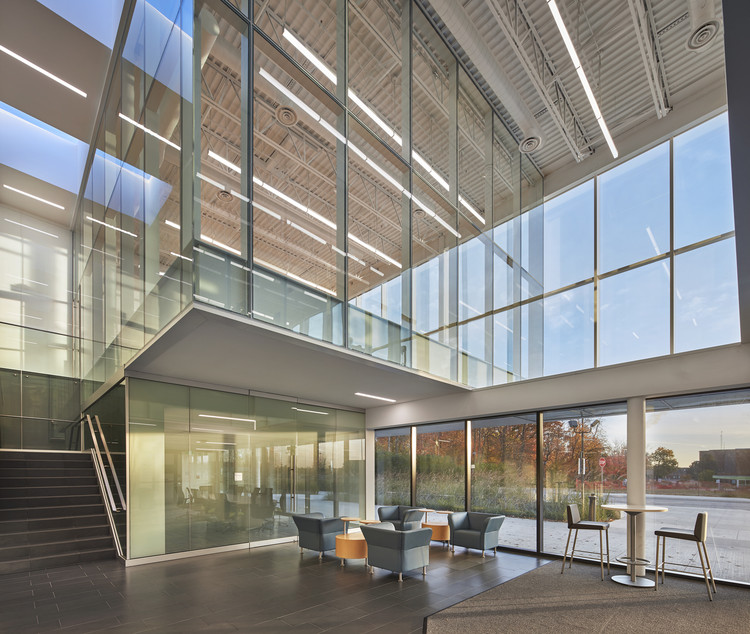 加拿大 Conestoga 学院学生娱乐中心——绿色更新,健身社交一体化-27