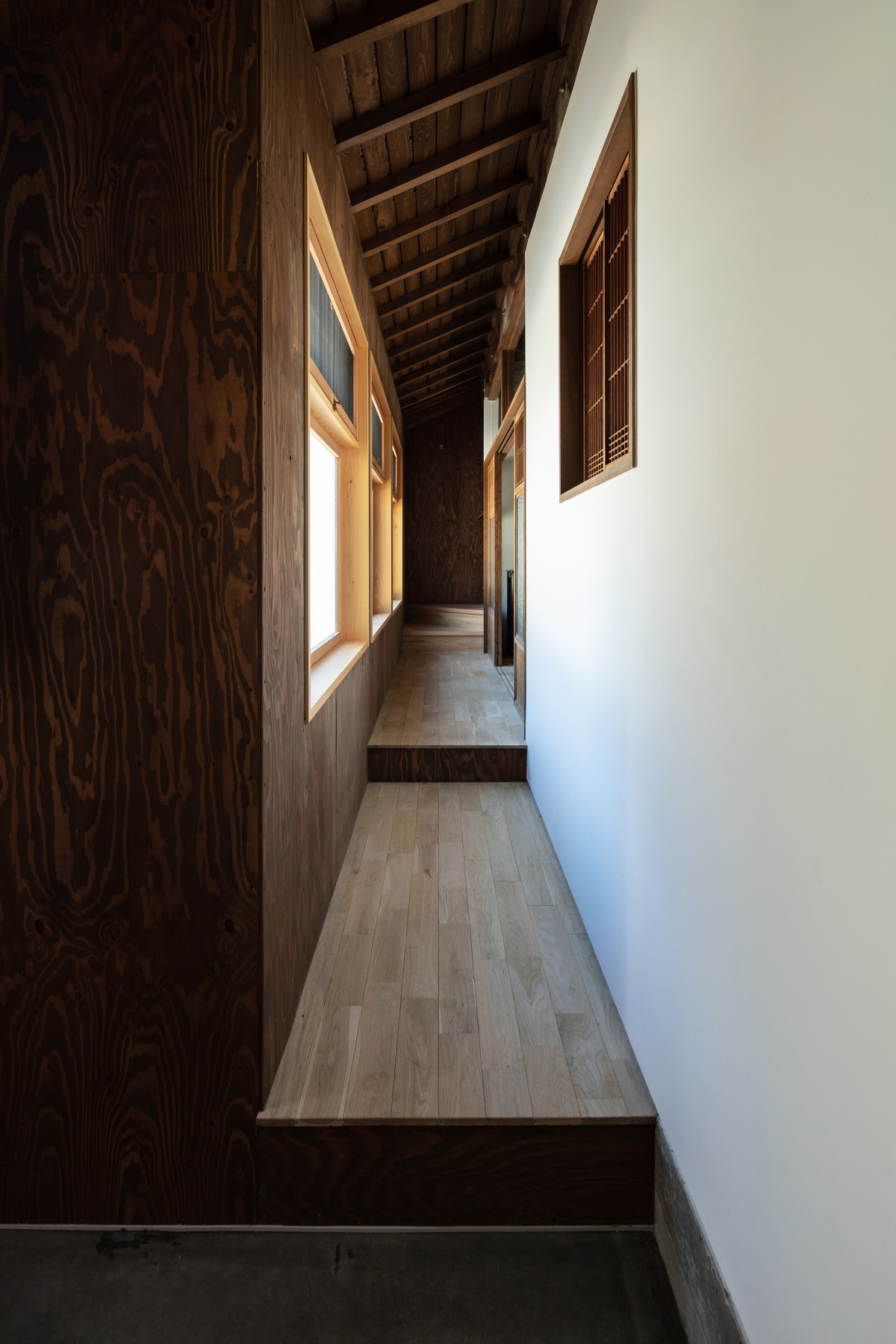 奈良 90 年古宅重生，现代与传统共生-5