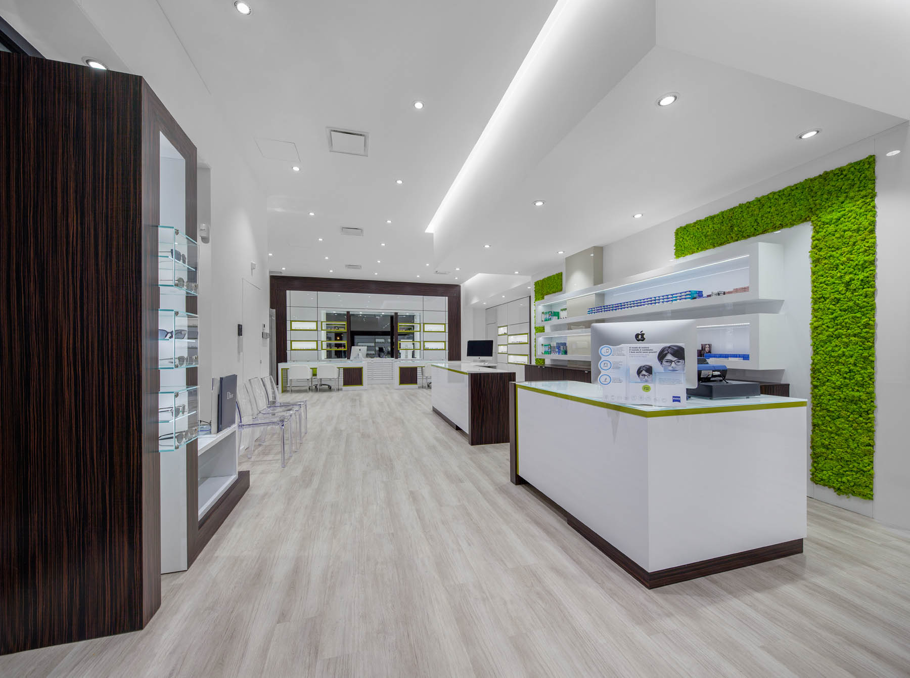 光学商店改造中的摄影艺术-7