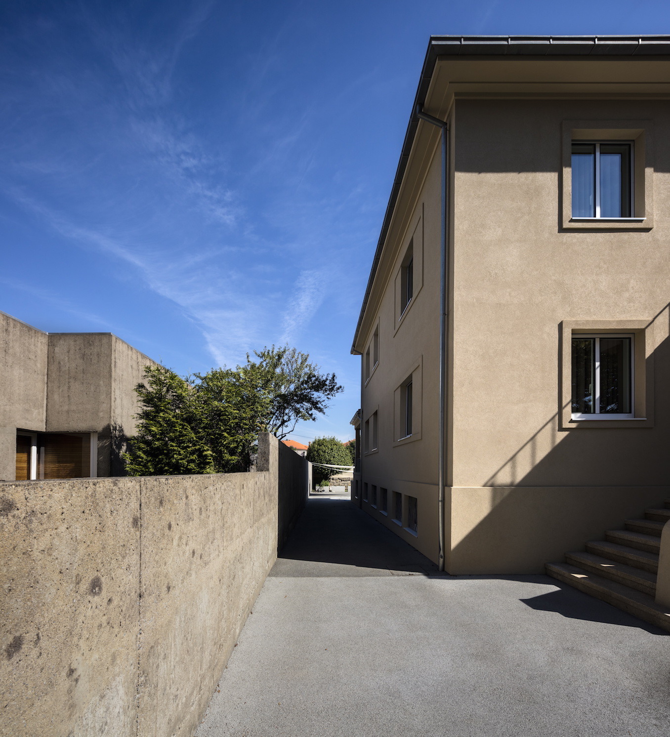 色彩点亮生活，翻新打造现代宜居空间-41