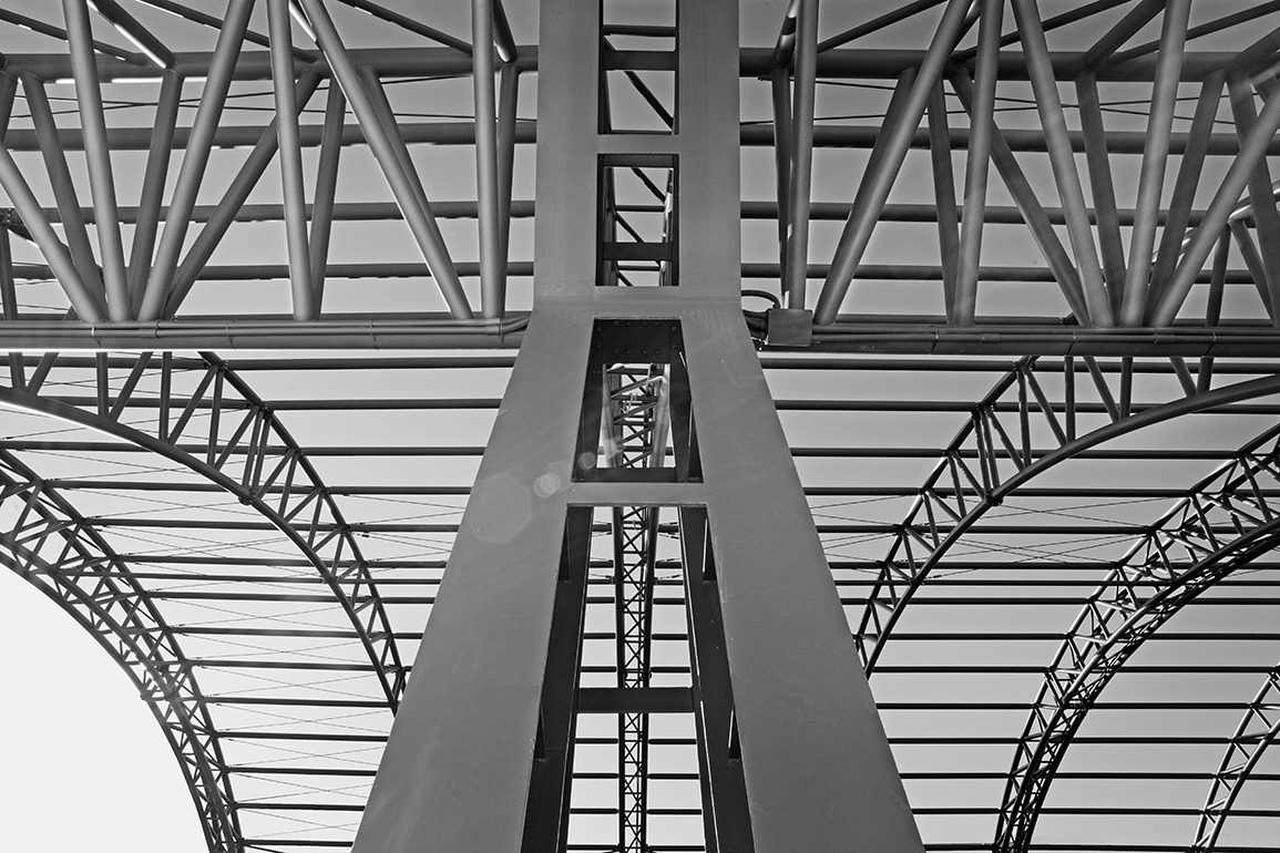 意大利安德里亚多功能运动中心-0