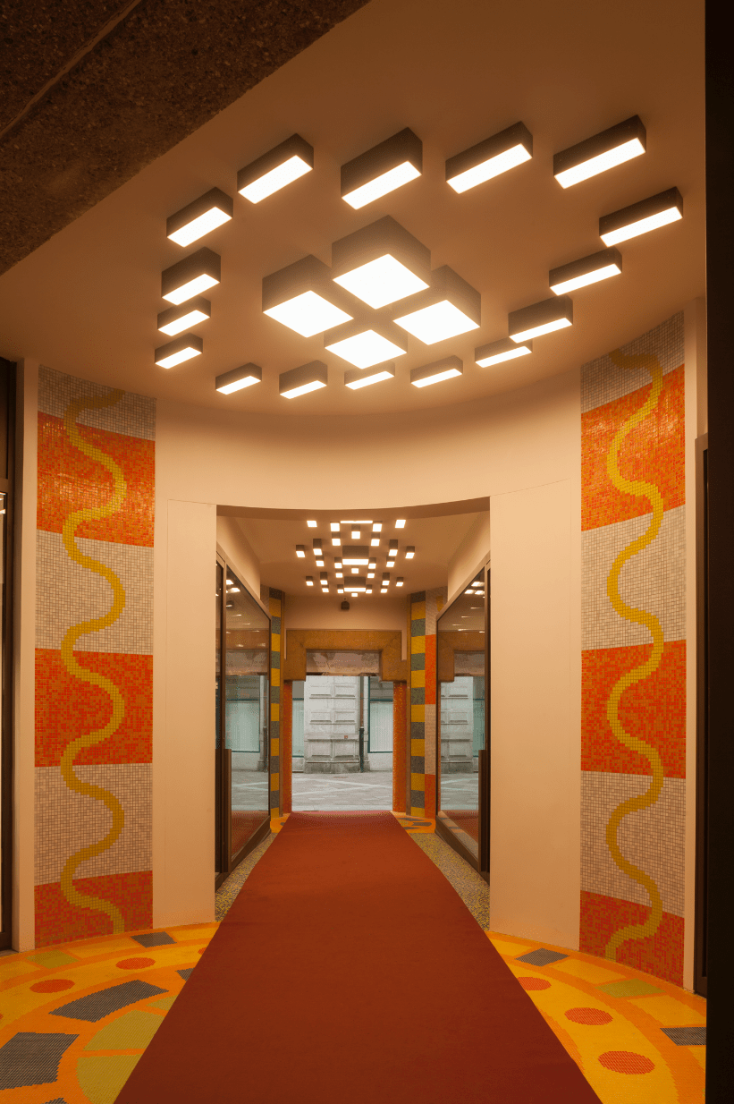 定制照明为卢加诺购物区增色-4