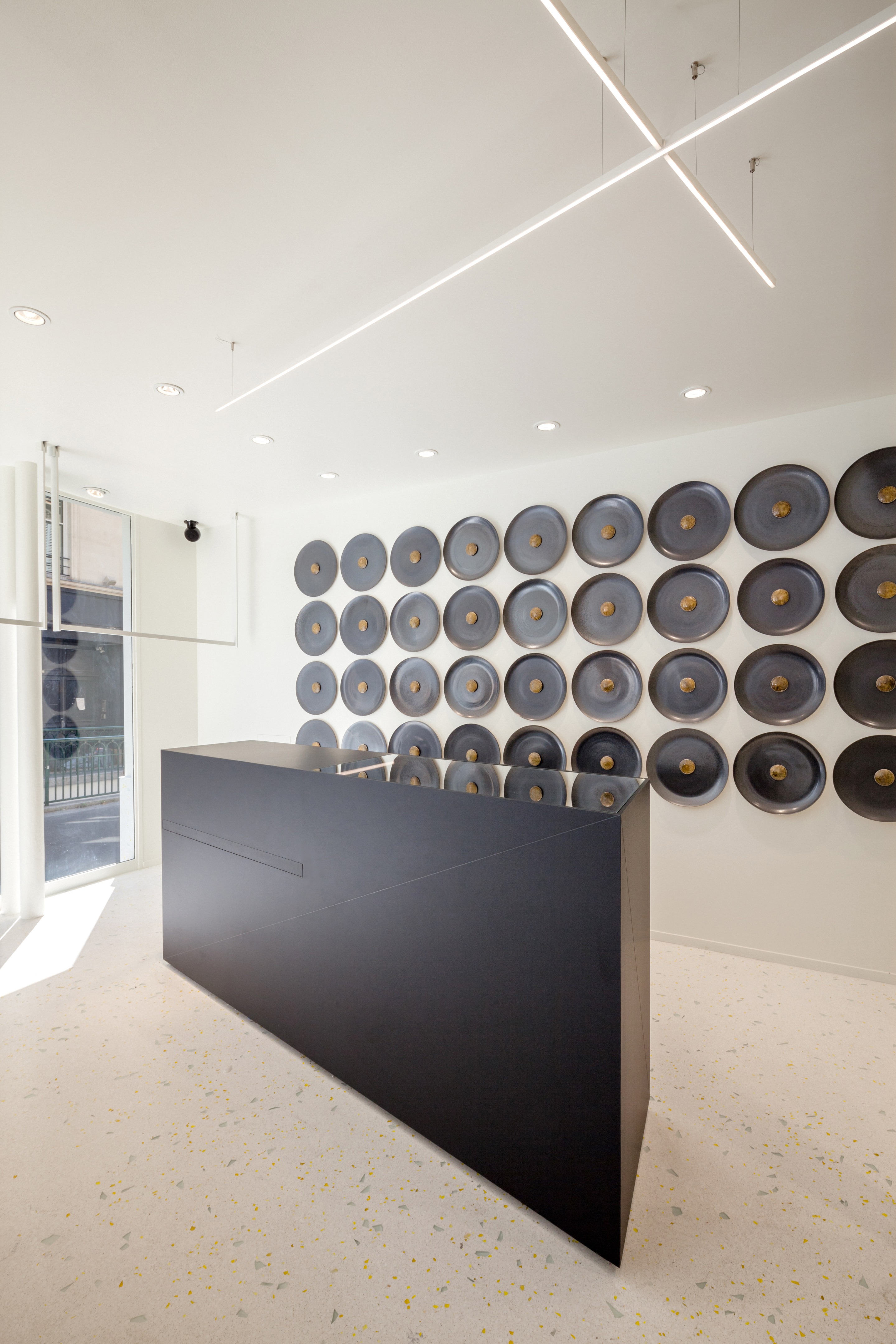 巴黎“Besides Kimchi”概念店 韩风潮流新地标-7