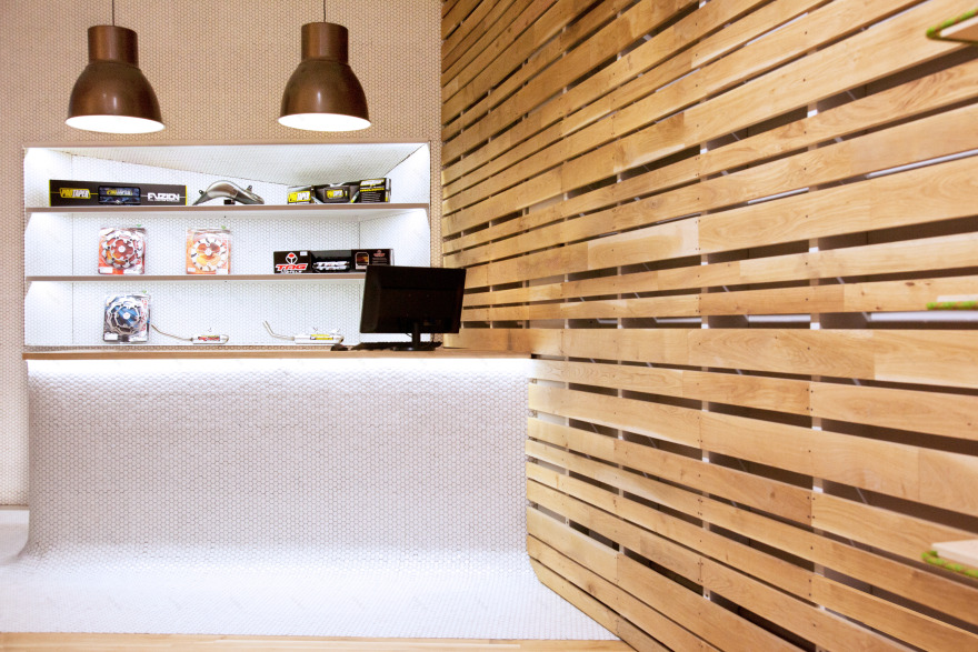 Mudville 摩托车店-4