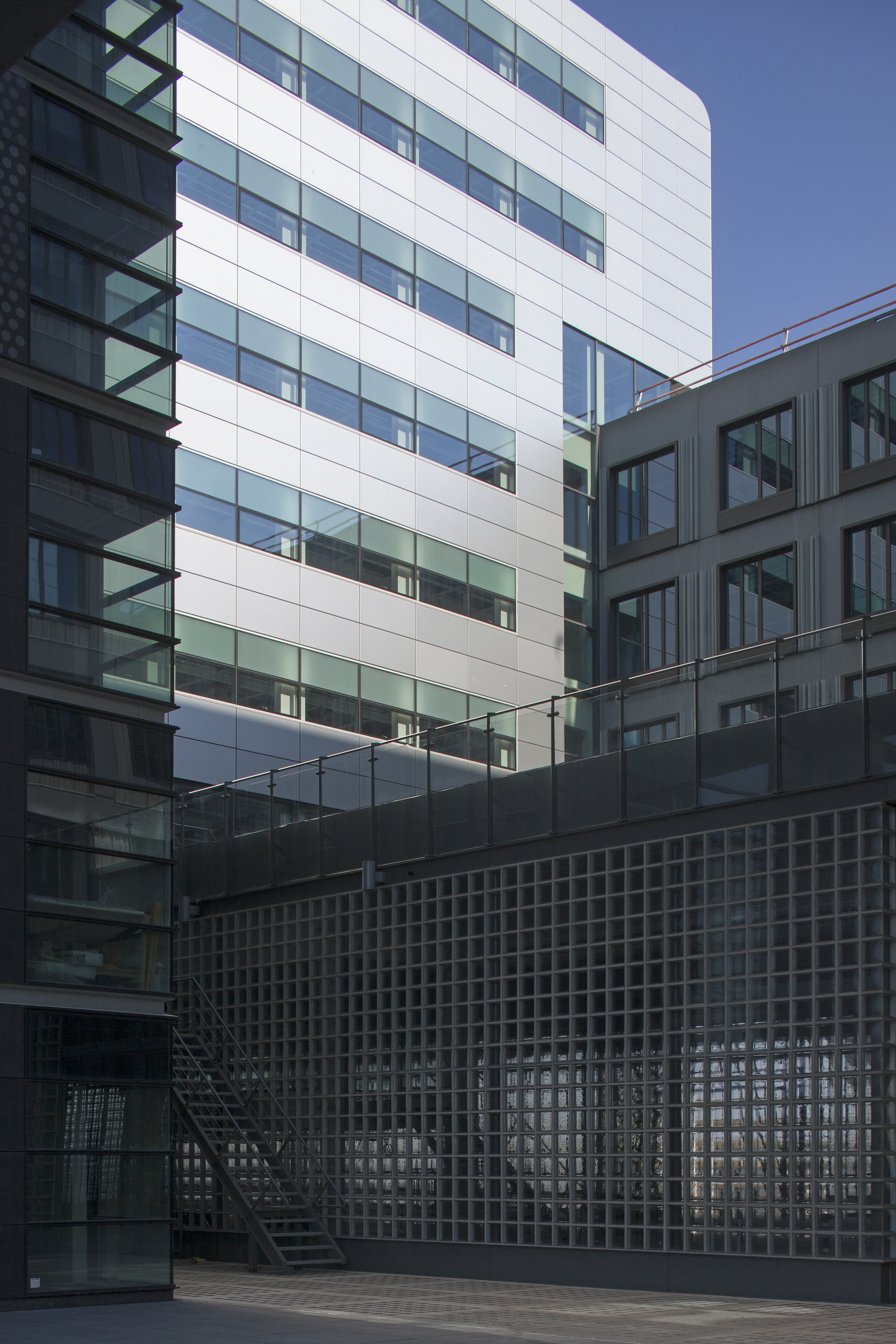 Piet Hein 办公建筑群-1