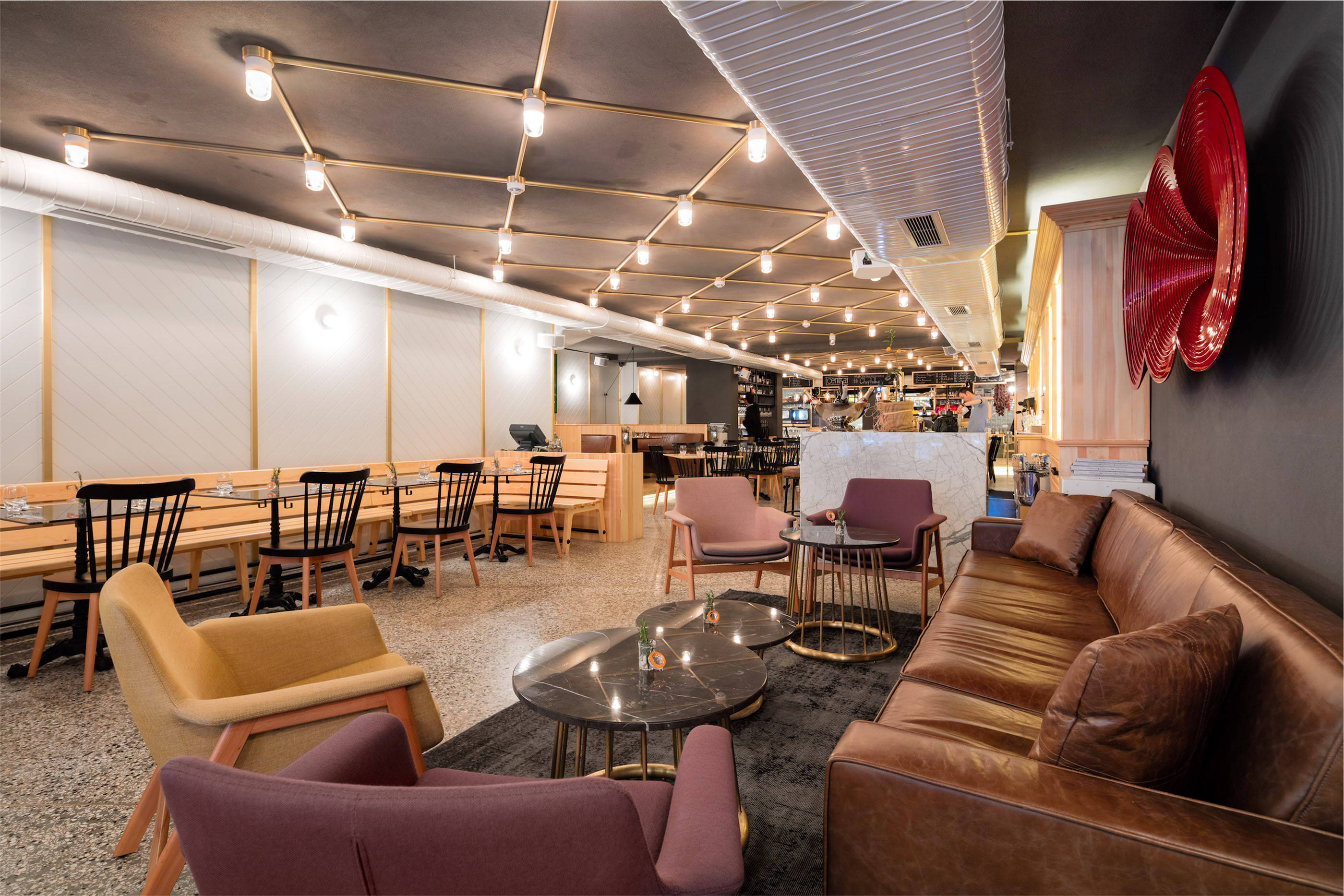 Istanbul Nişantaşı的中央餐厅-2