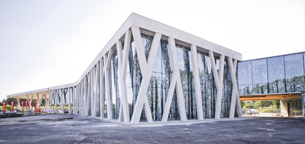 比利时 Heverlee 服务站绿色环保设计-0