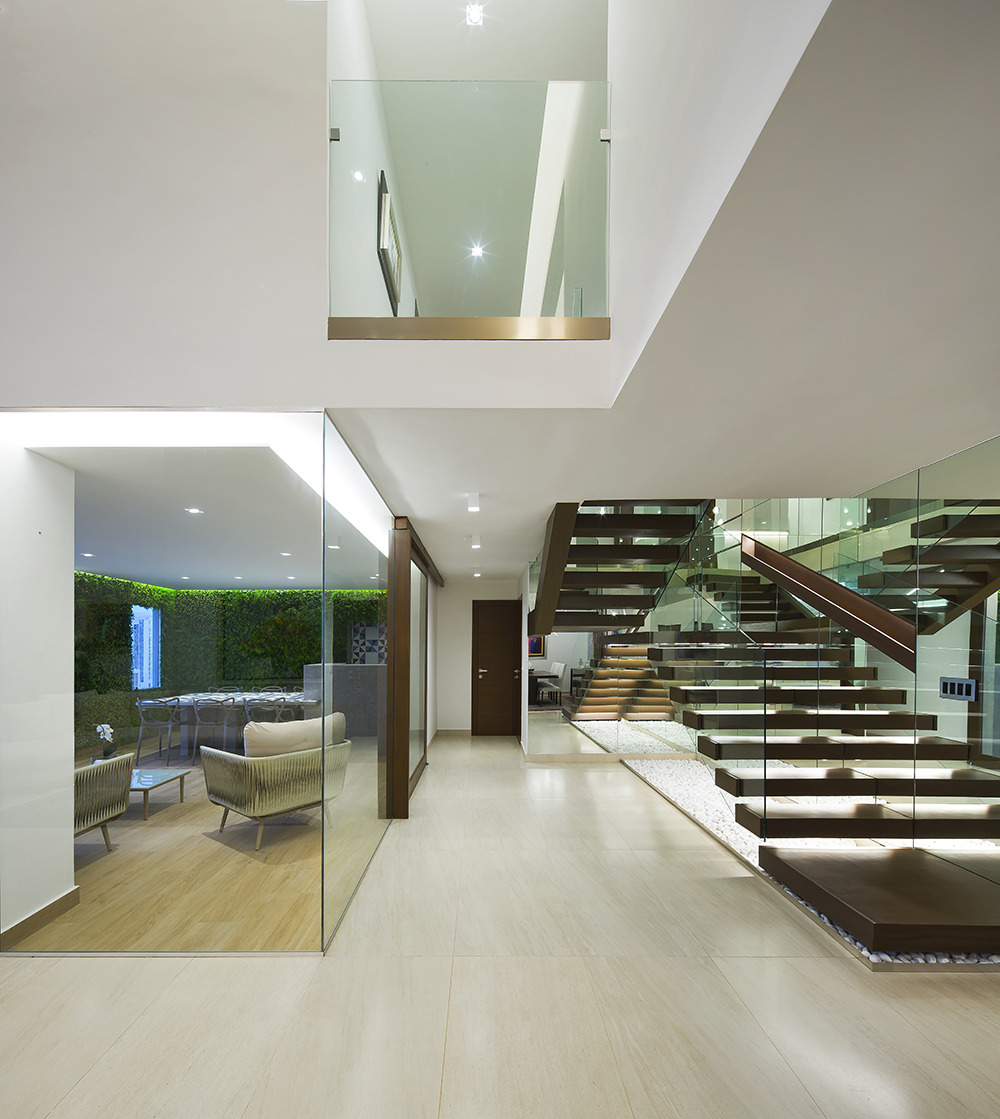 海景尽收眼底，双层空间翻新重塑-1