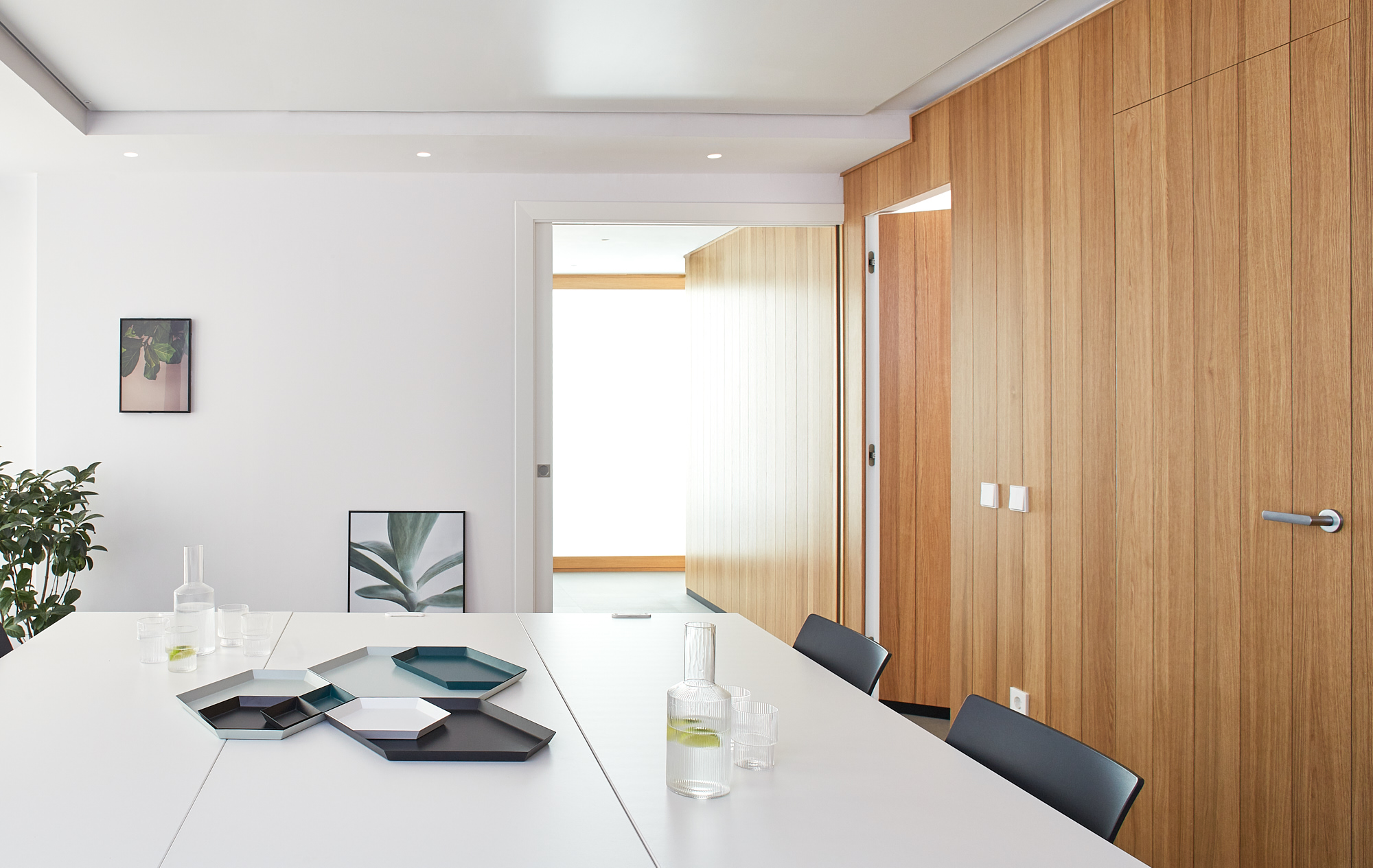 巴塞罗那专科医院温馨舒适室内设计-4