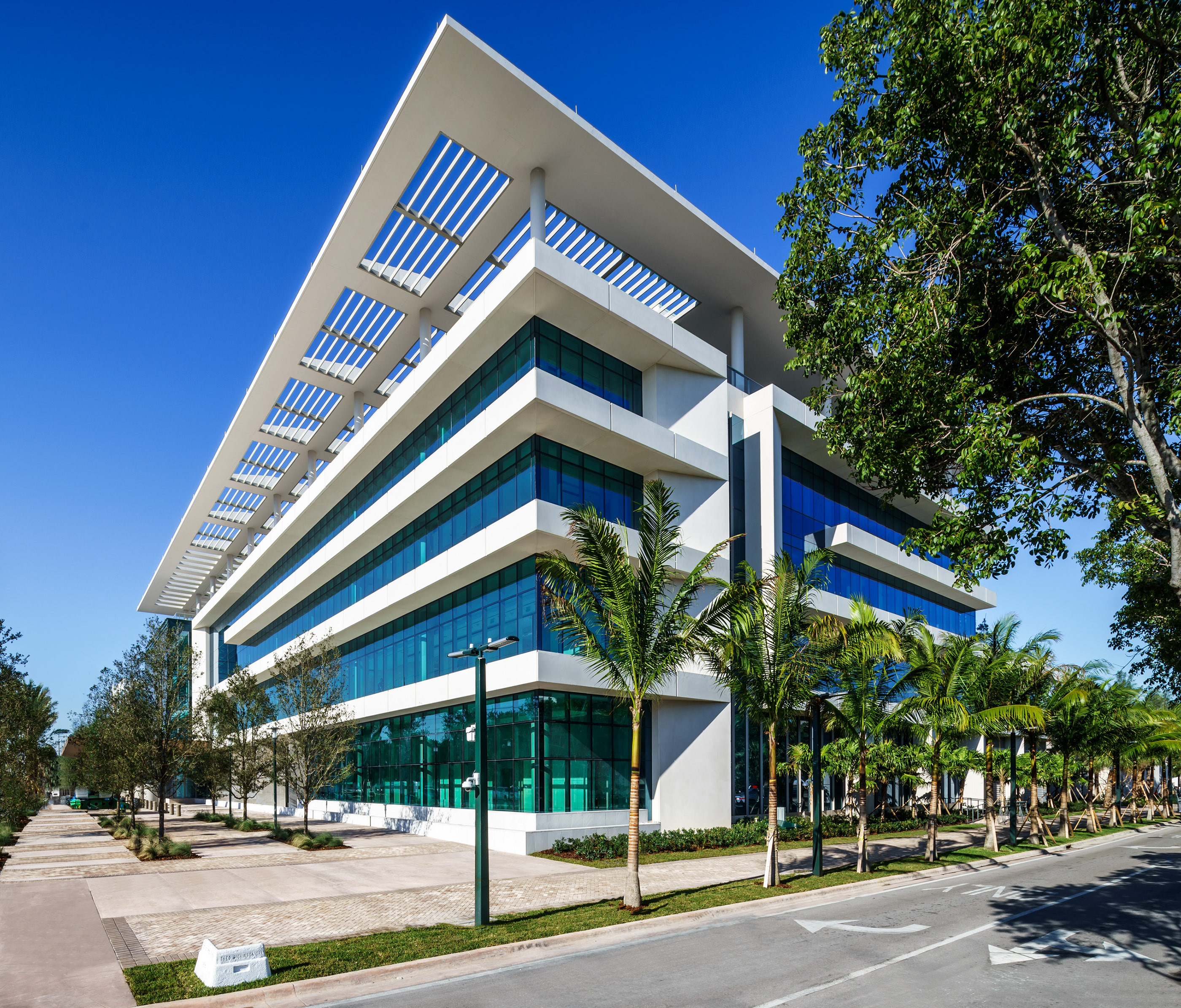 Lennar Medical Center / University of Miami-0
