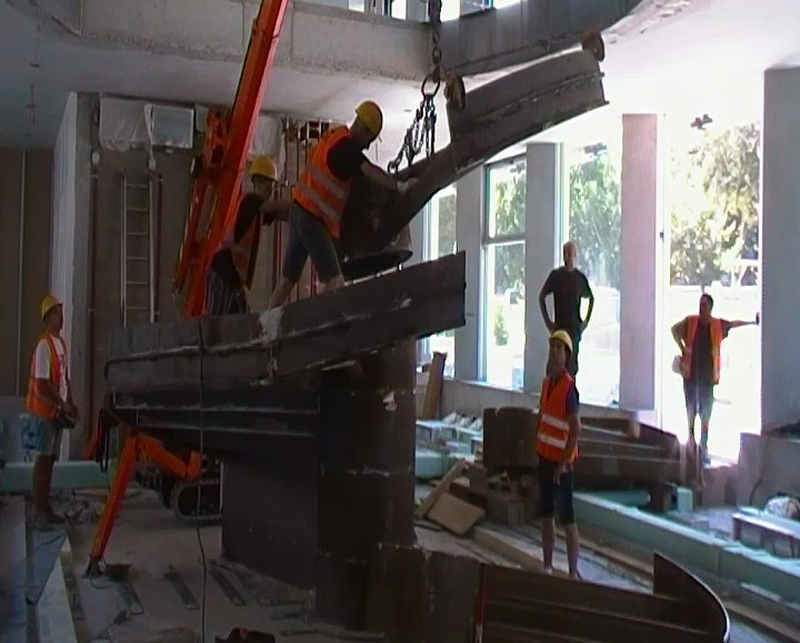 微软米兰新总部螺旋楼梯设计-42