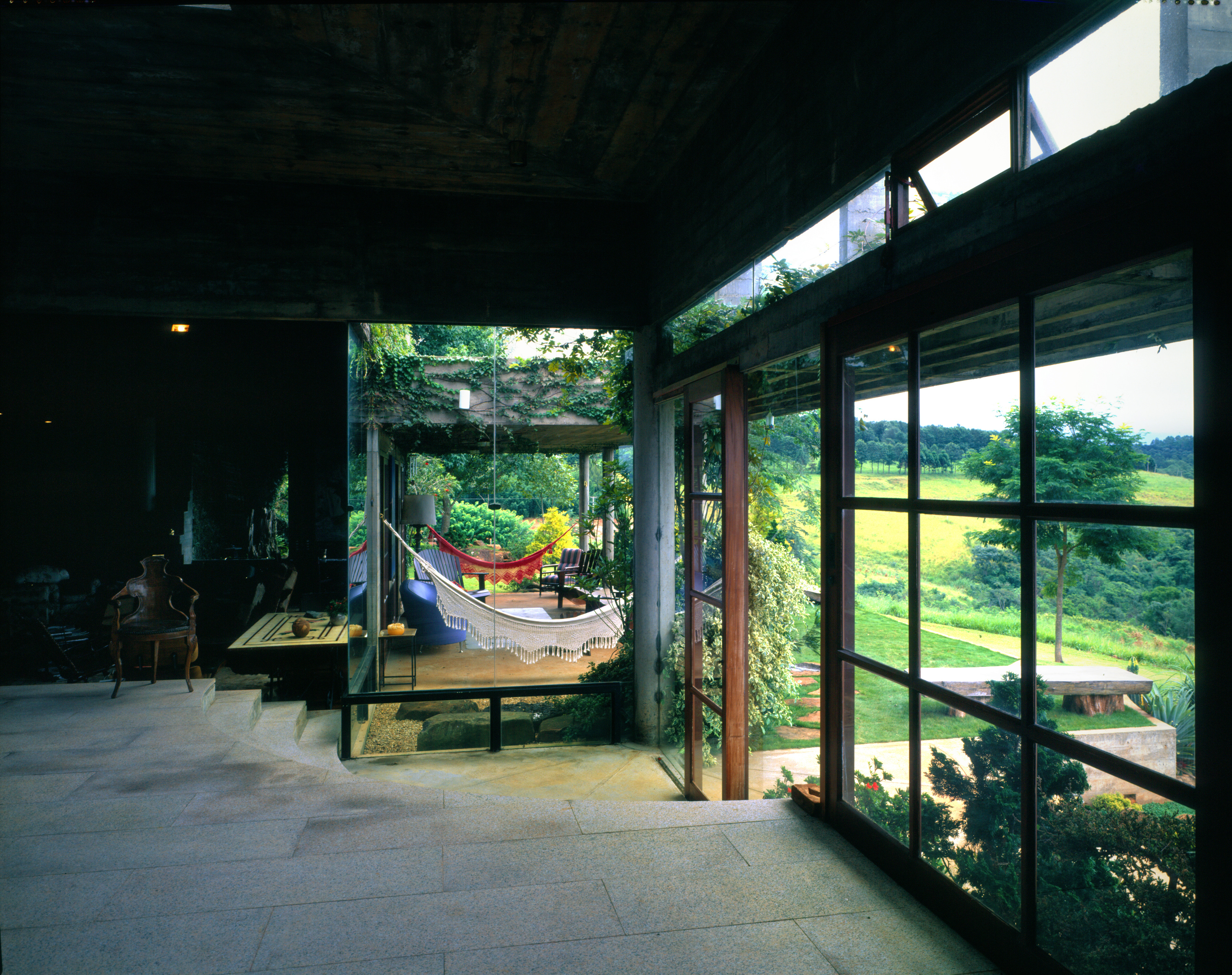 巴西农场住宅的现代演绎-11