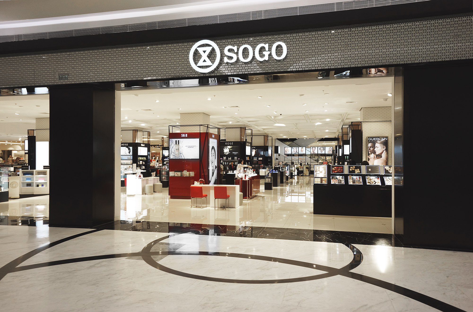 日本血统的印尼 SOGO 百货 | 精致细腻的室内设计-1