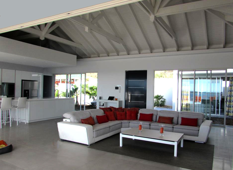 阳光充足,融入环境的别墅设计-7