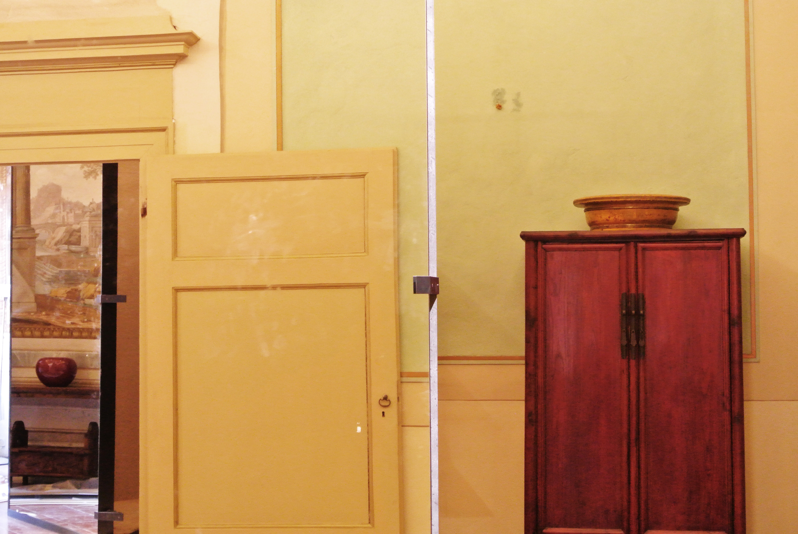 意大利古堡中的现代展览中心-14