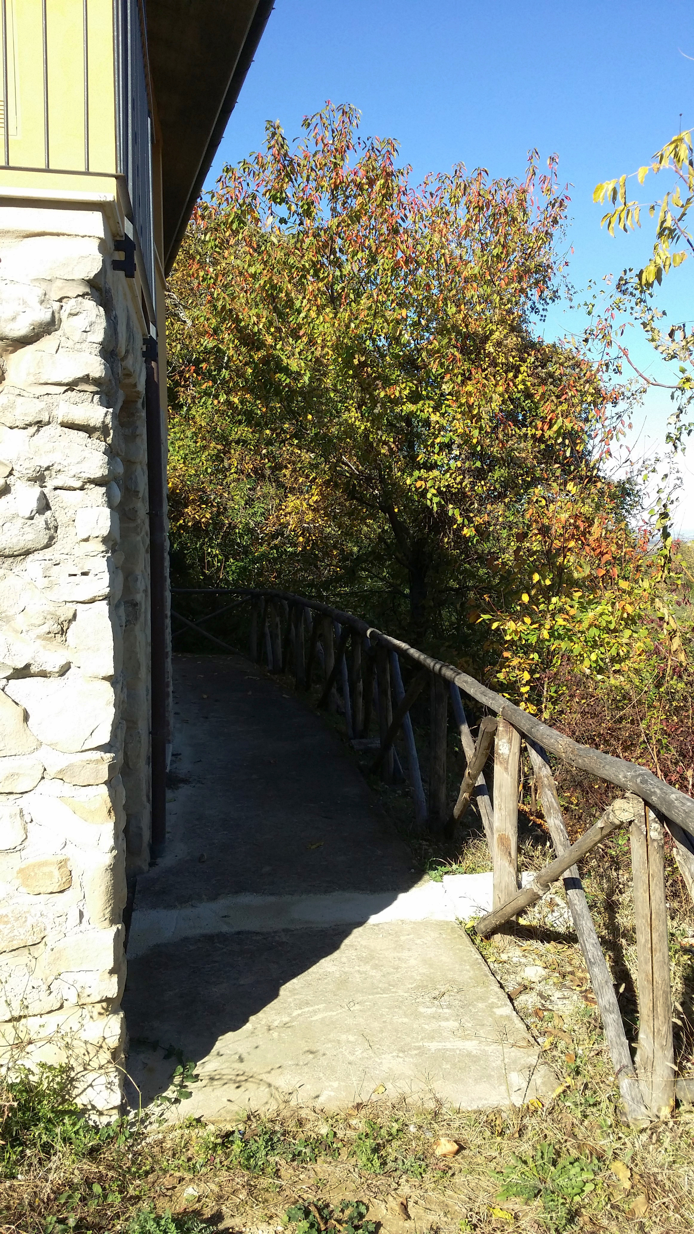 古村焕新颜 · Capradosso 小镇建筑修复与城市绿化提升-12