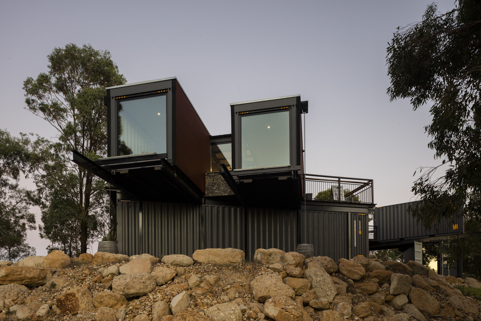 澳洲酒庄的集装箱创意设计-7