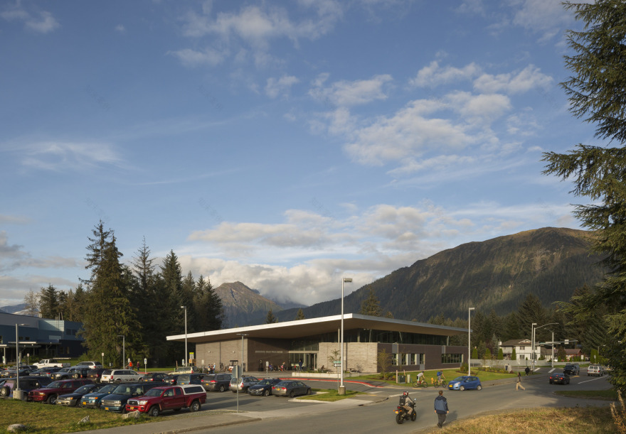 门登霍尔山谷图书馆-4