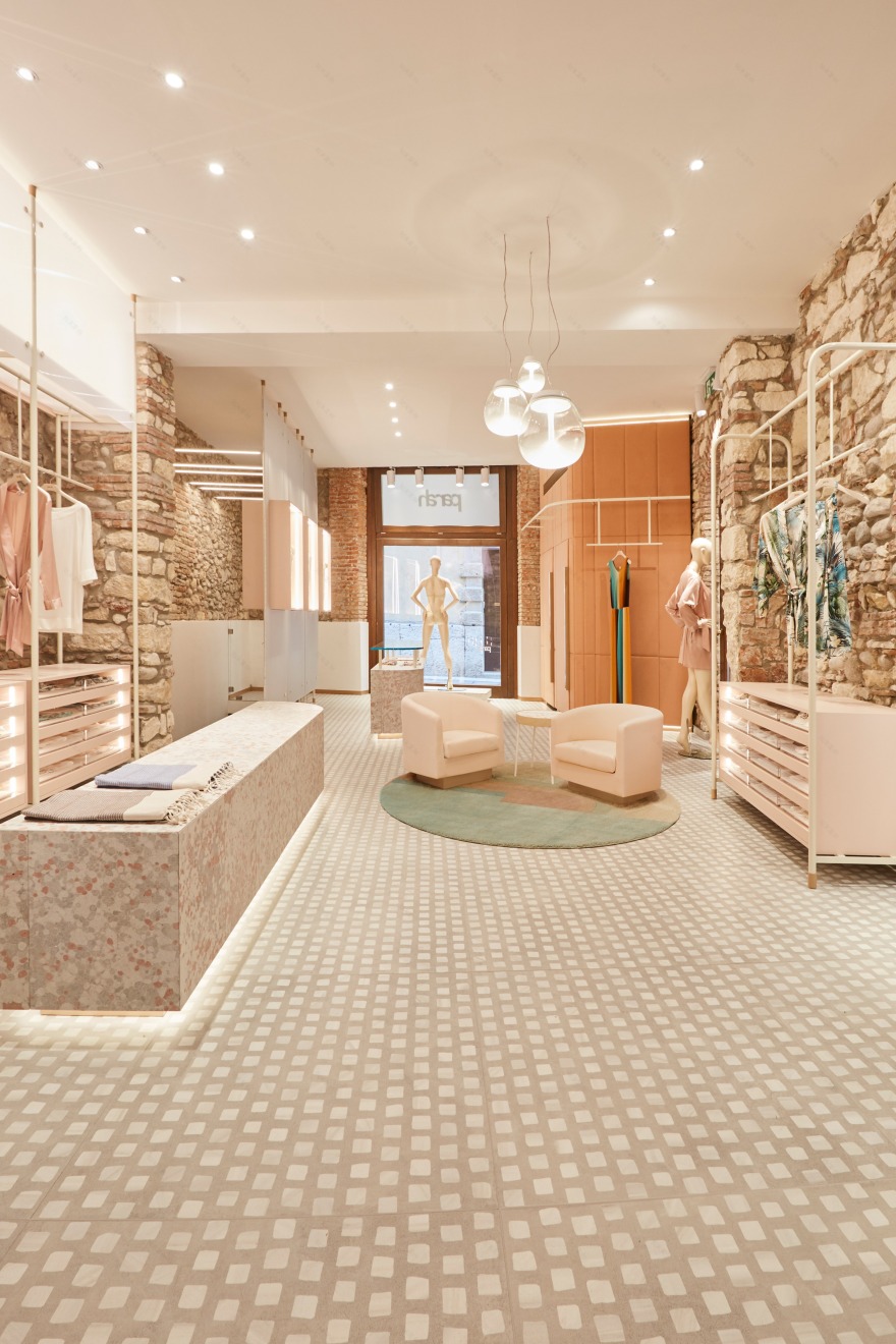 由于创新和精致的精品店-2