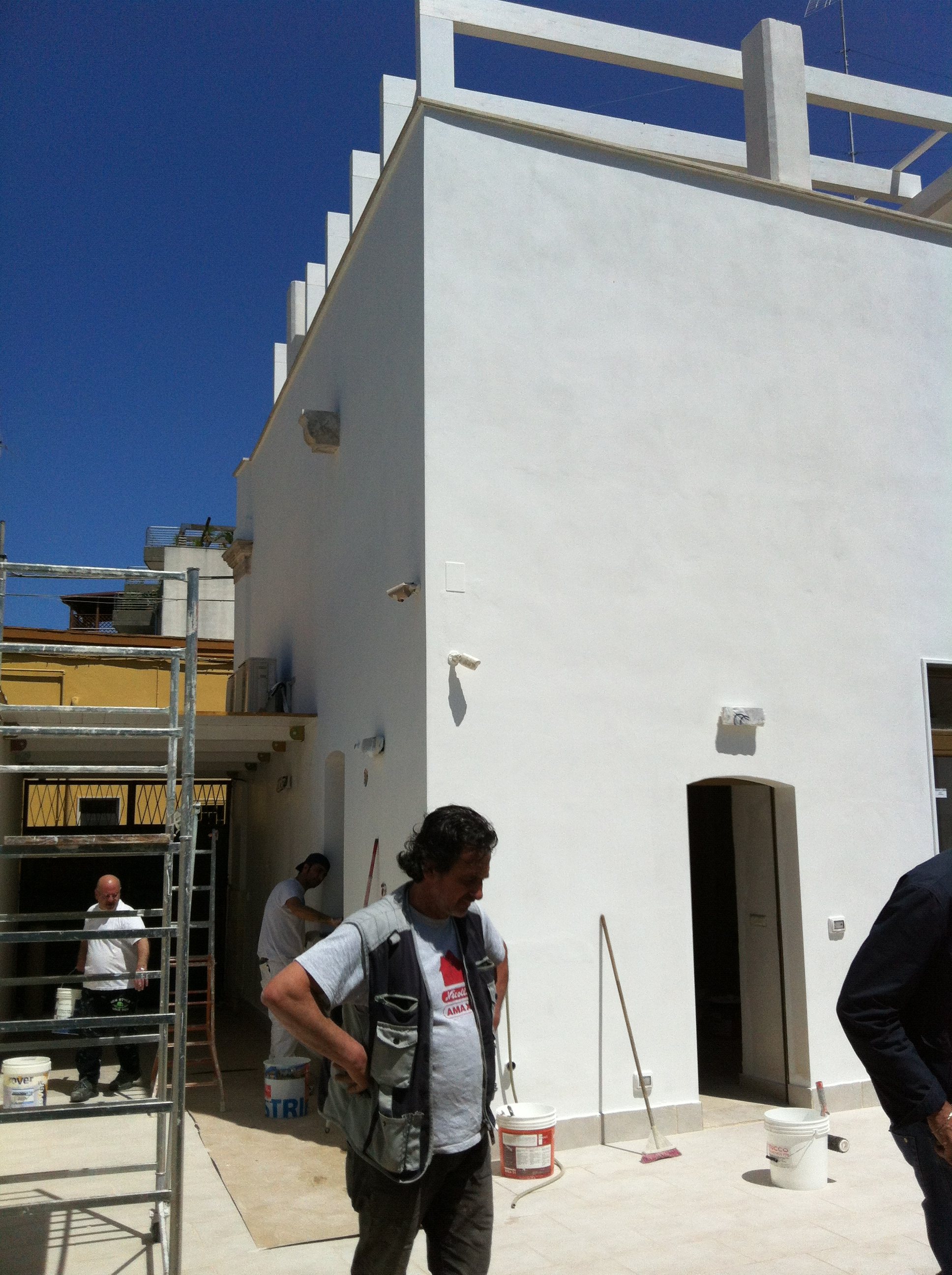 米兰 40 号公寓翻新 打造时尚家居空间-2