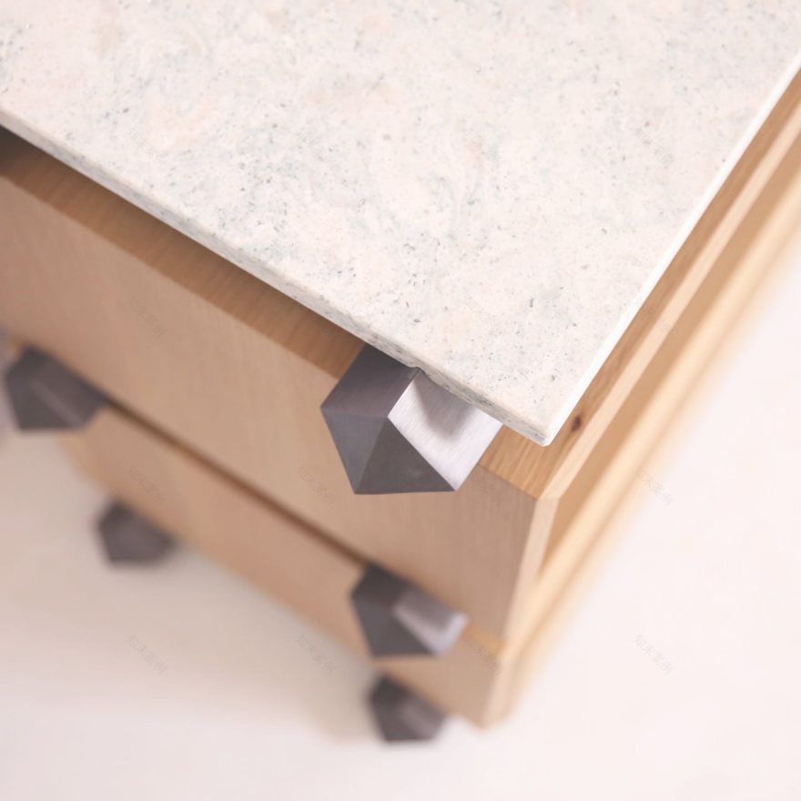 黛布拉·福利兹推出可定制堆叠储物系统 Stack-12