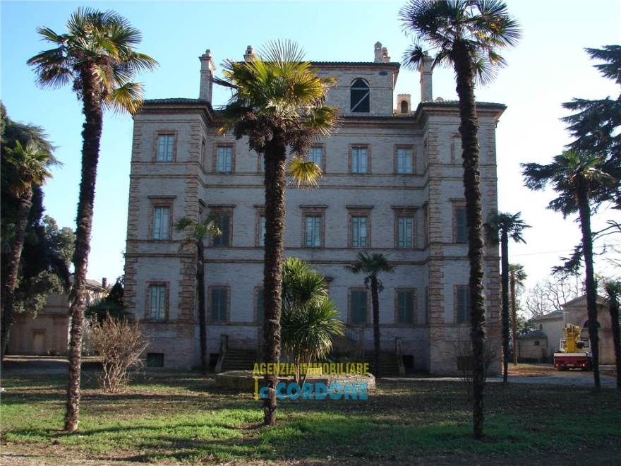 19 世纪贵族庄园的现代复兴-0