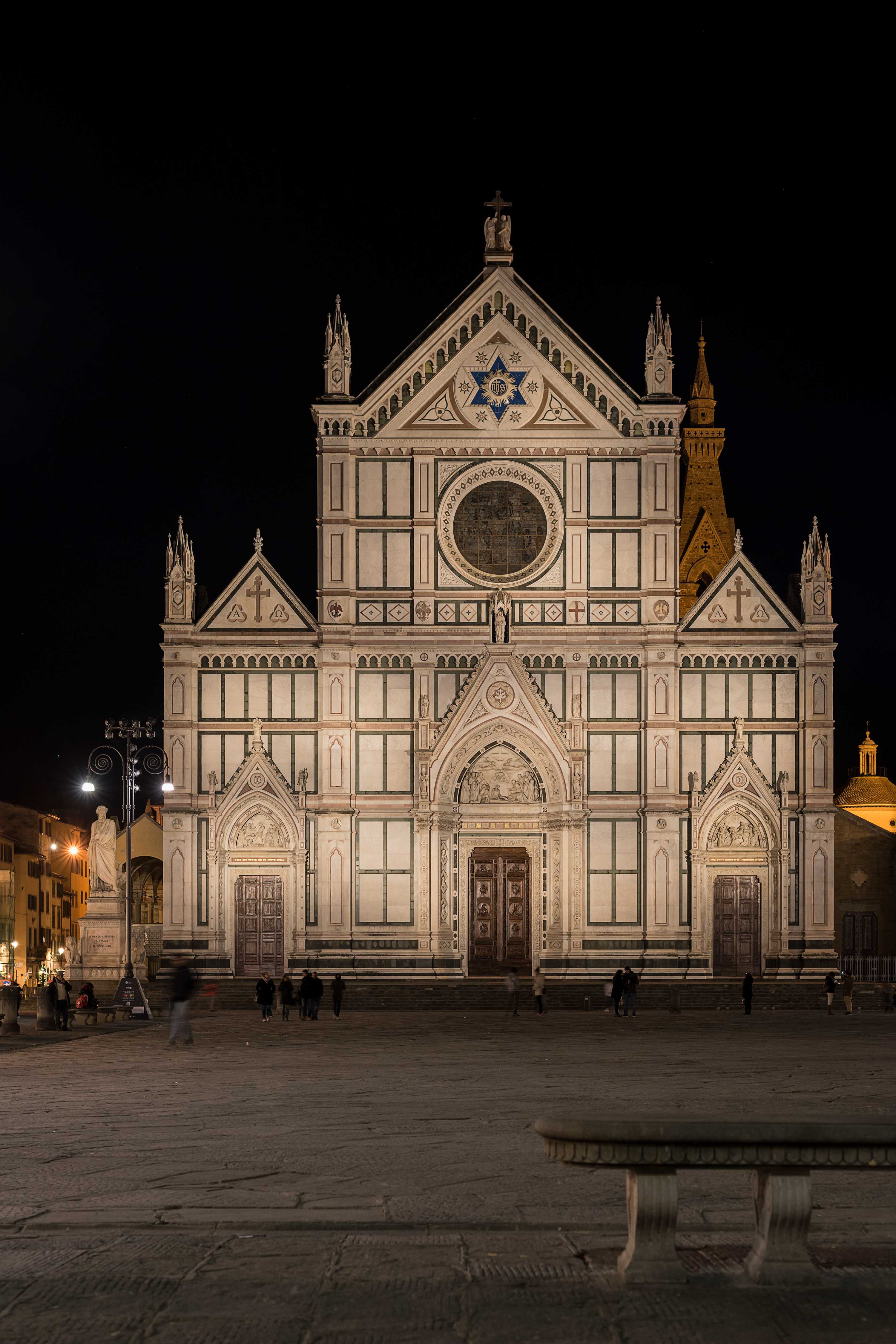 佛罗伦萨圣克罗斯大教堂外墙照明设计-29