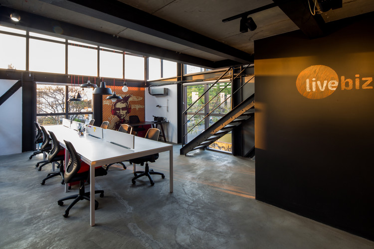 巴西圣保罗 Live Biz 工作室翻新设计-2