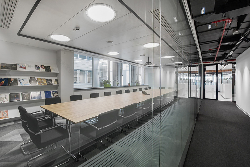 瑞士 Swatch 集团办公室及服务中心设计-38